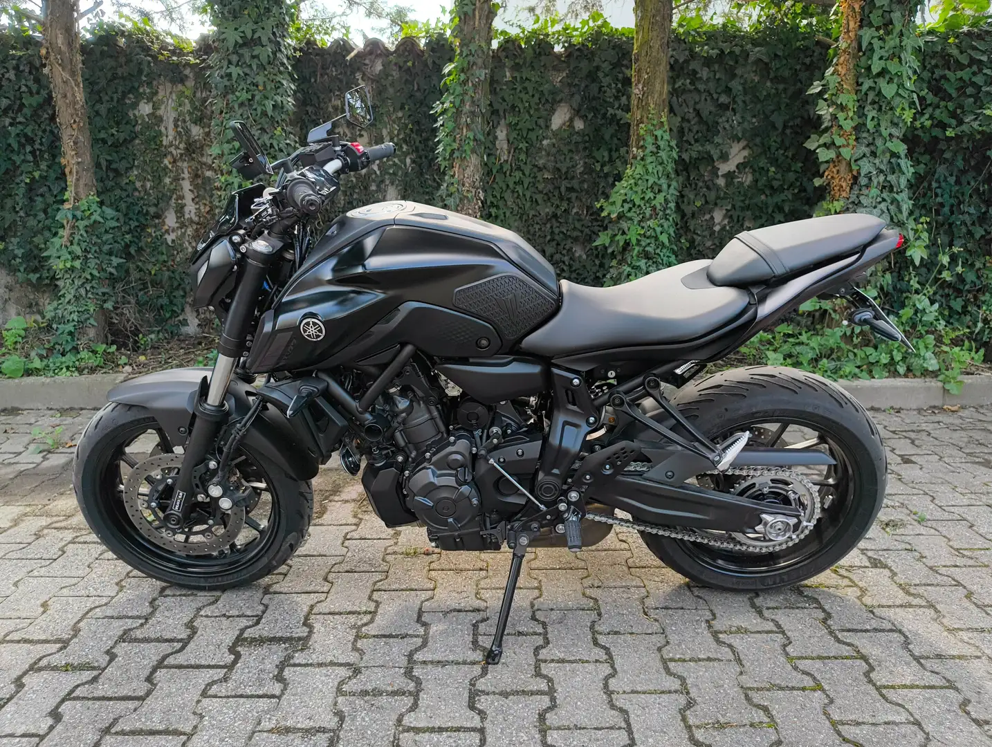 Yamaha MT-07 35Kw Negro - 2