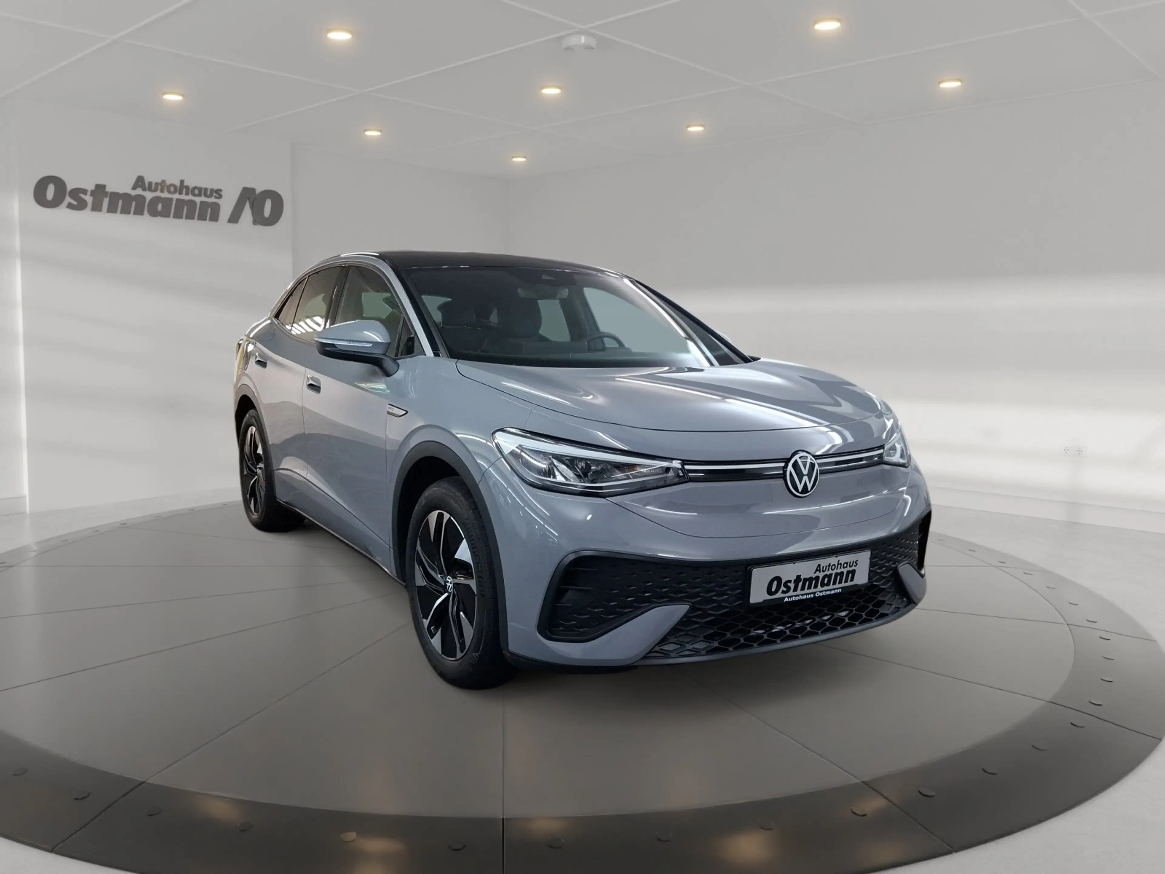 Volkswagen ID.5 Pro 128 kW Navi LED CarPlay ACC PDC — photo 5