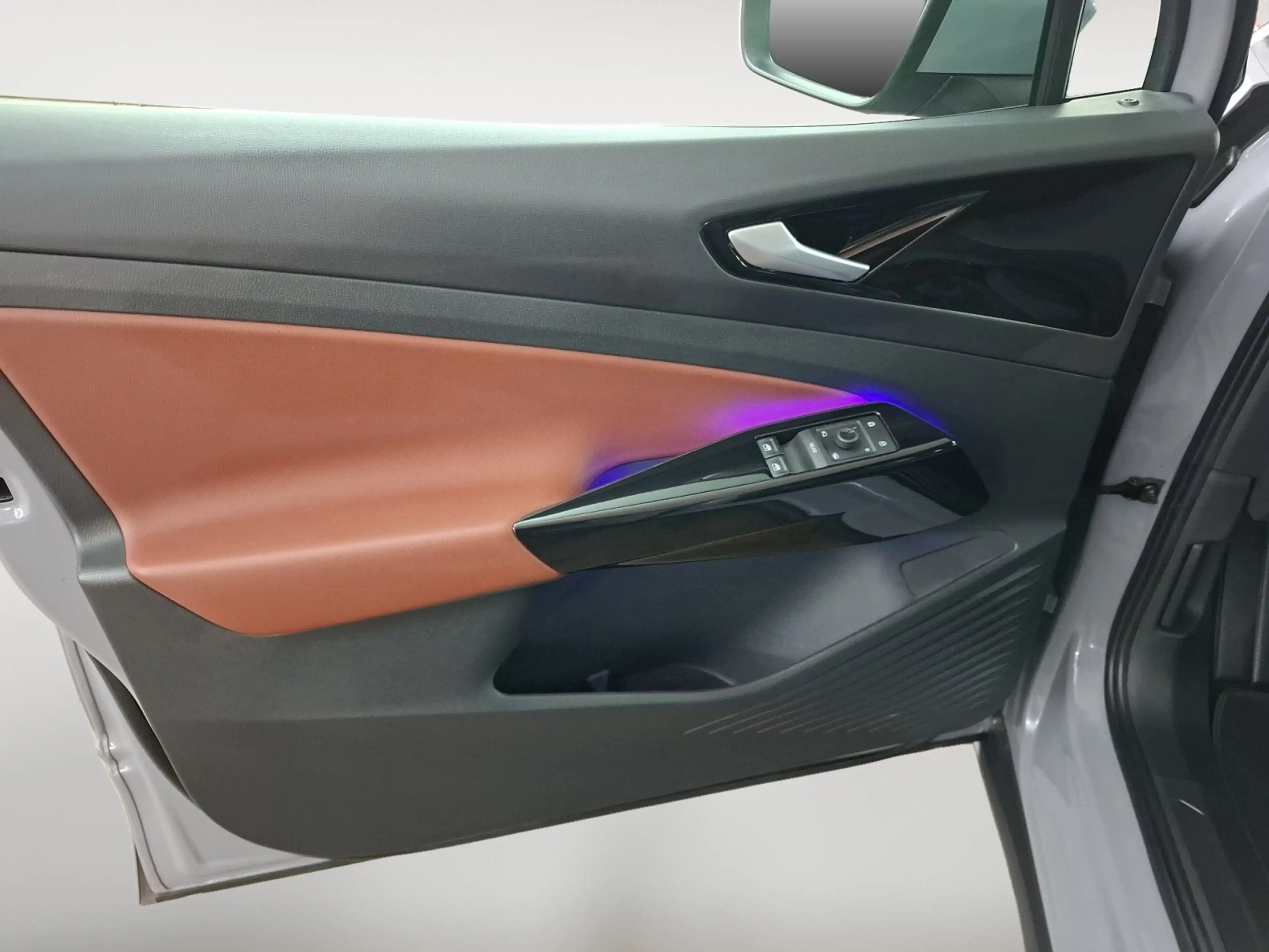 Volkswagen ID.5 Pro 128 kW Navi LED CarPlay ACC PDC — photo 14