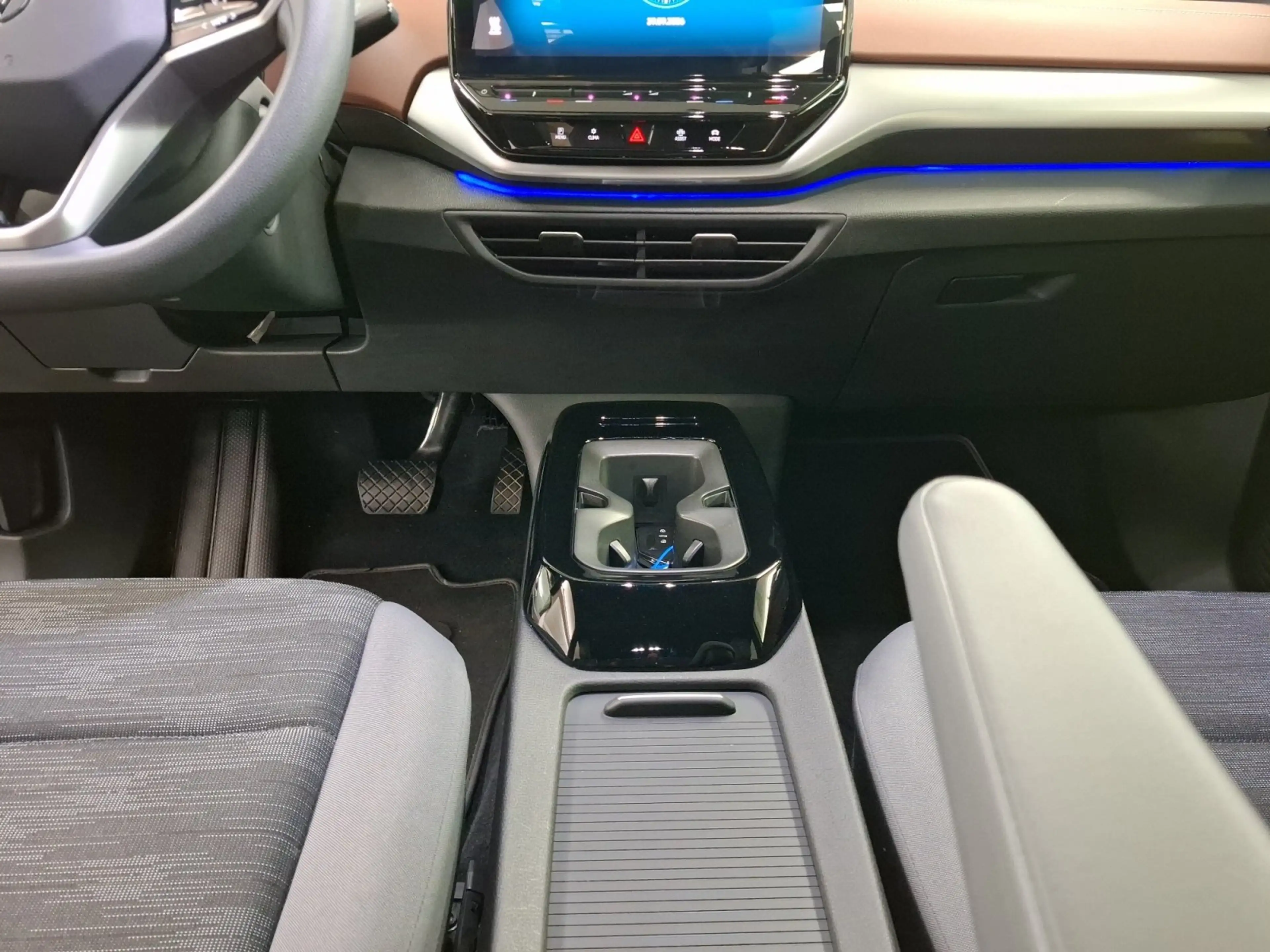 Volkswagen ID.5 Pro 128 kW Navi LED CarPlay ACC PDC — photo 10