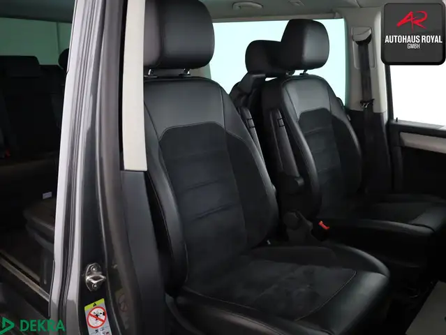 Volkswagen Multivan view 10
