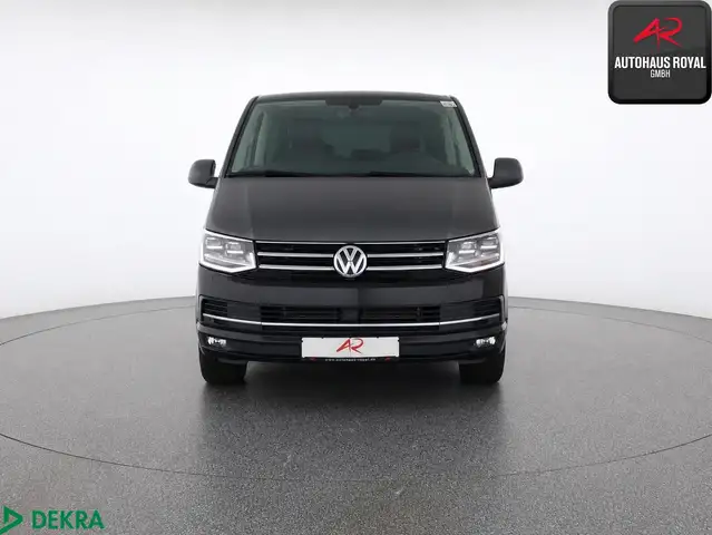 Volkswagen Multivan view 8