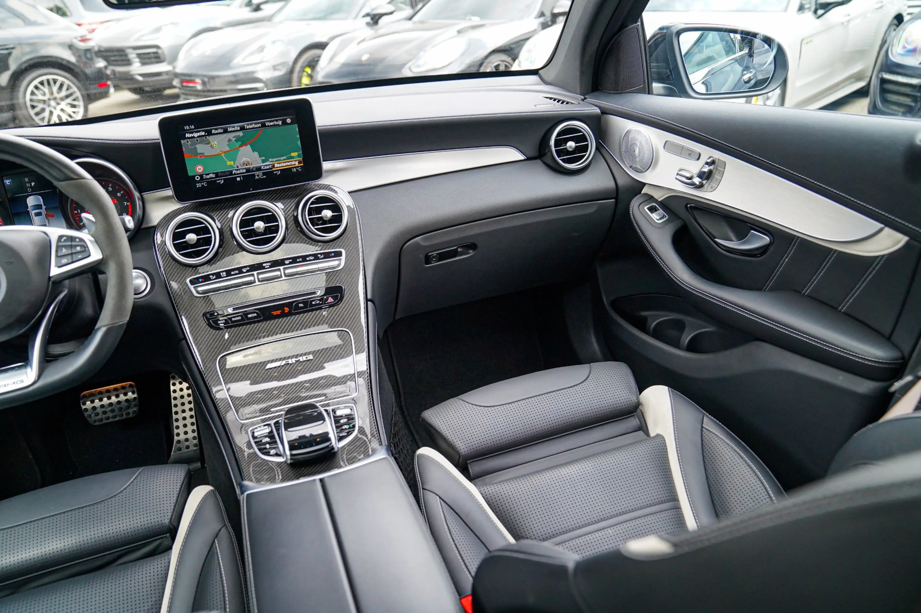 Mercedes-Benz GLC 63 AMG Coupé S 4MATIC+ | 360 Camera | Carbon | Head Up Di — photo 22