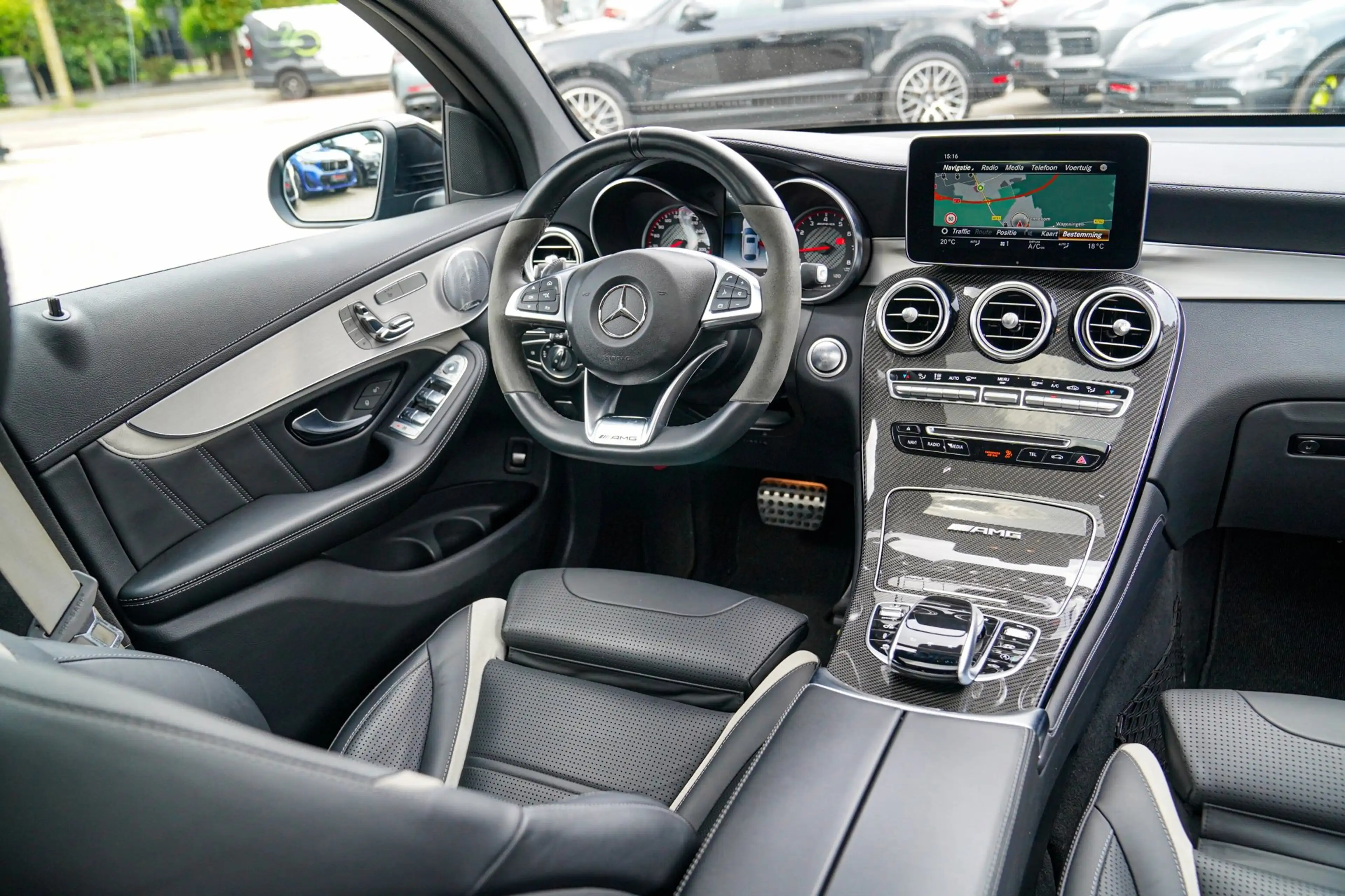 Mercedes-Benz GLC 63 AMG Coupé S 4MATIC+ | 360 Camera | Carbon | Head Up Di — photo 21