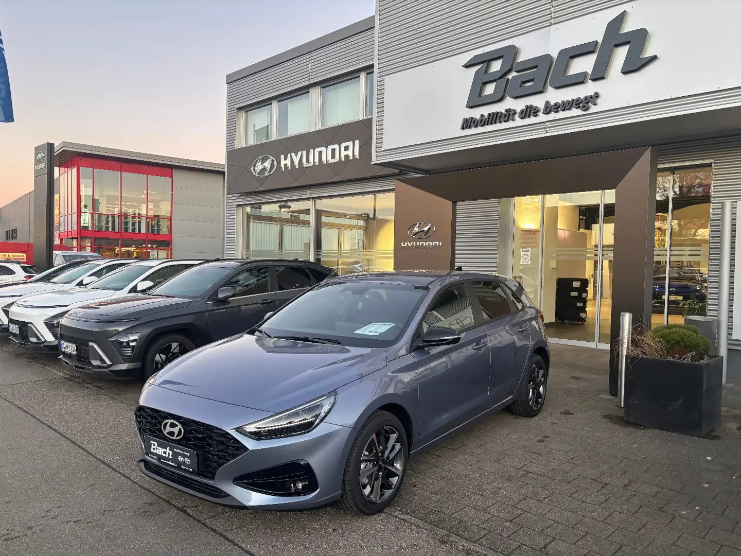 Hyundai i30 FL 5-Türer 1.5 T-GDI (140PS) 48V 7-DC Navi Azul - 1