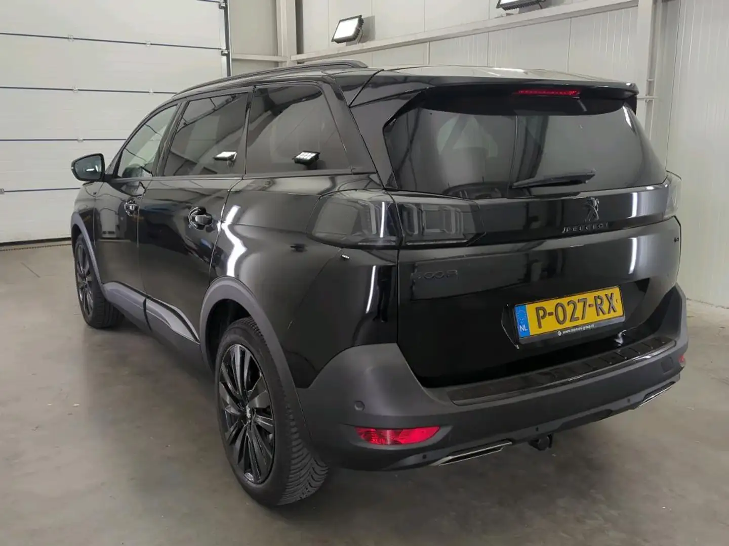 Peugeot 5008 1.2 PureTech GT 7 Zit | Carplay | Trekhaak | PDC | Zwart - 2