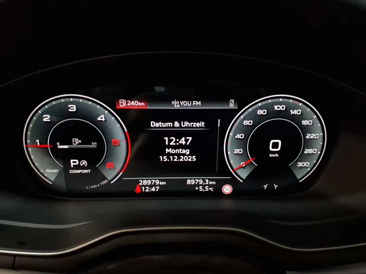 Audi A4 A4 Avant 40 TDI S tronic advanced AHK ACC KAM 14