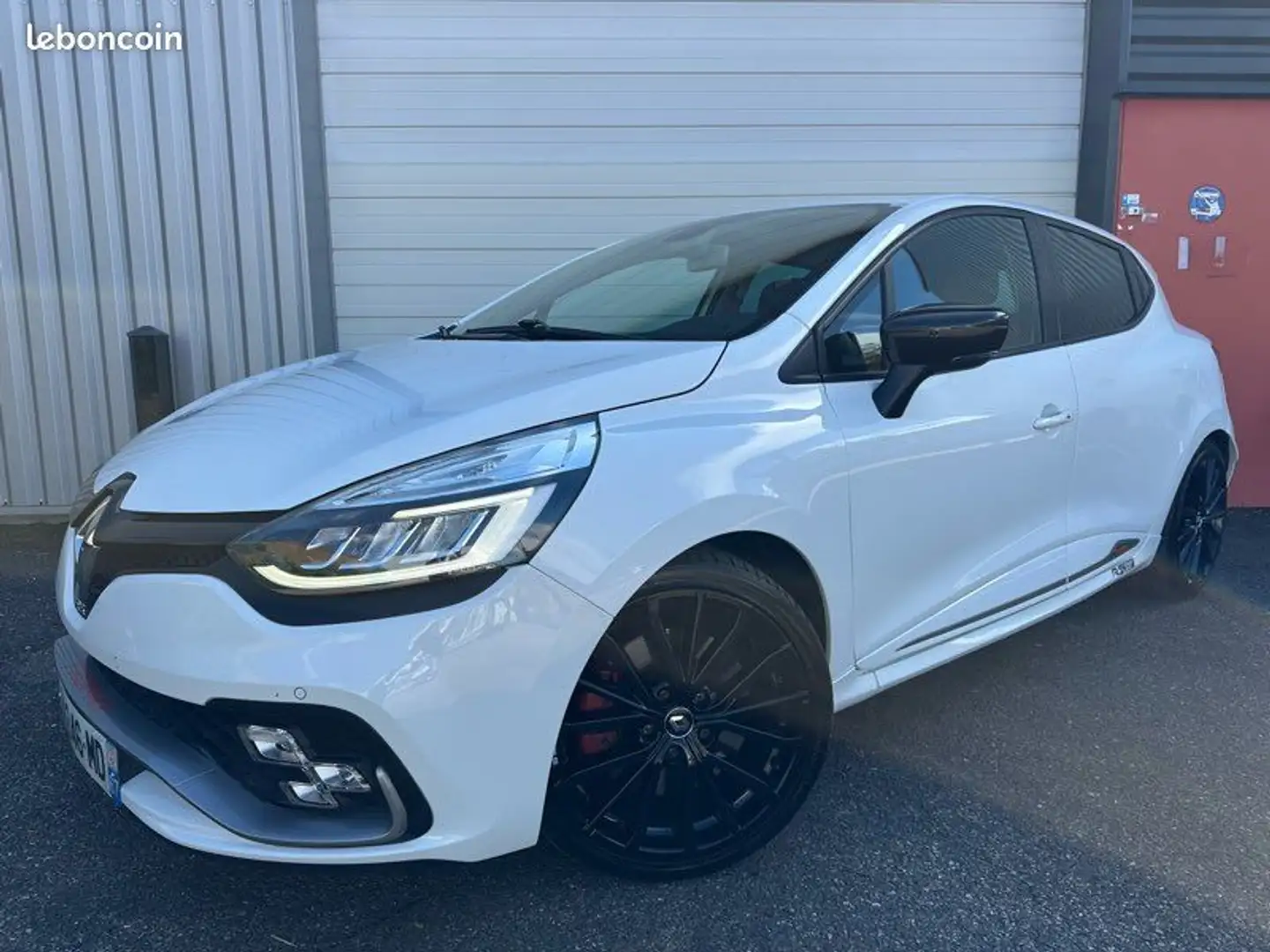 Renault Clio iv (2) 1.6 turbo 220 rs trophy edc bose Weiß - 1