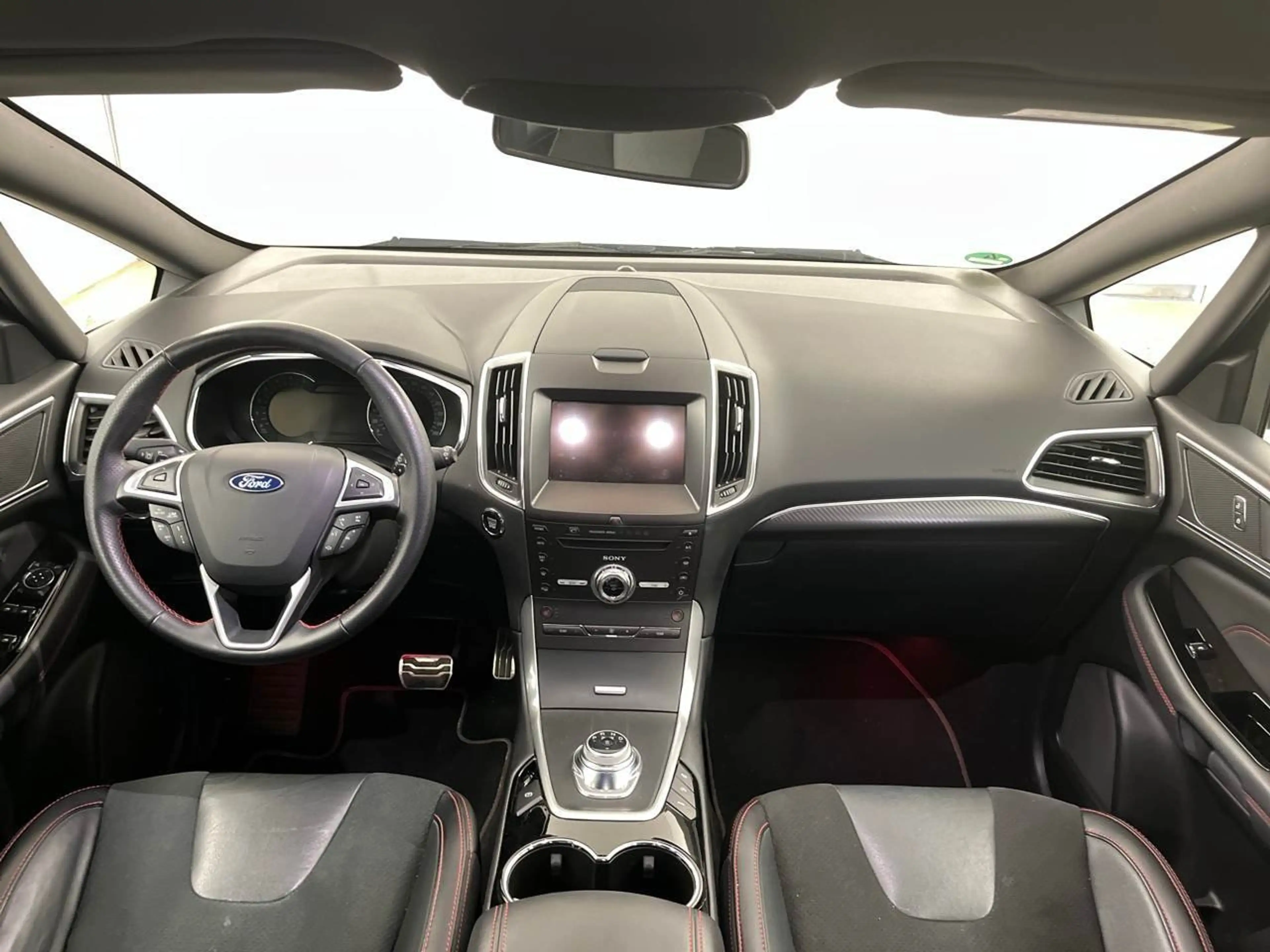 Ford S-Max 2.0 EcoBlue ST-Line AHK SpoSi ACC BLIS Key — photo 6