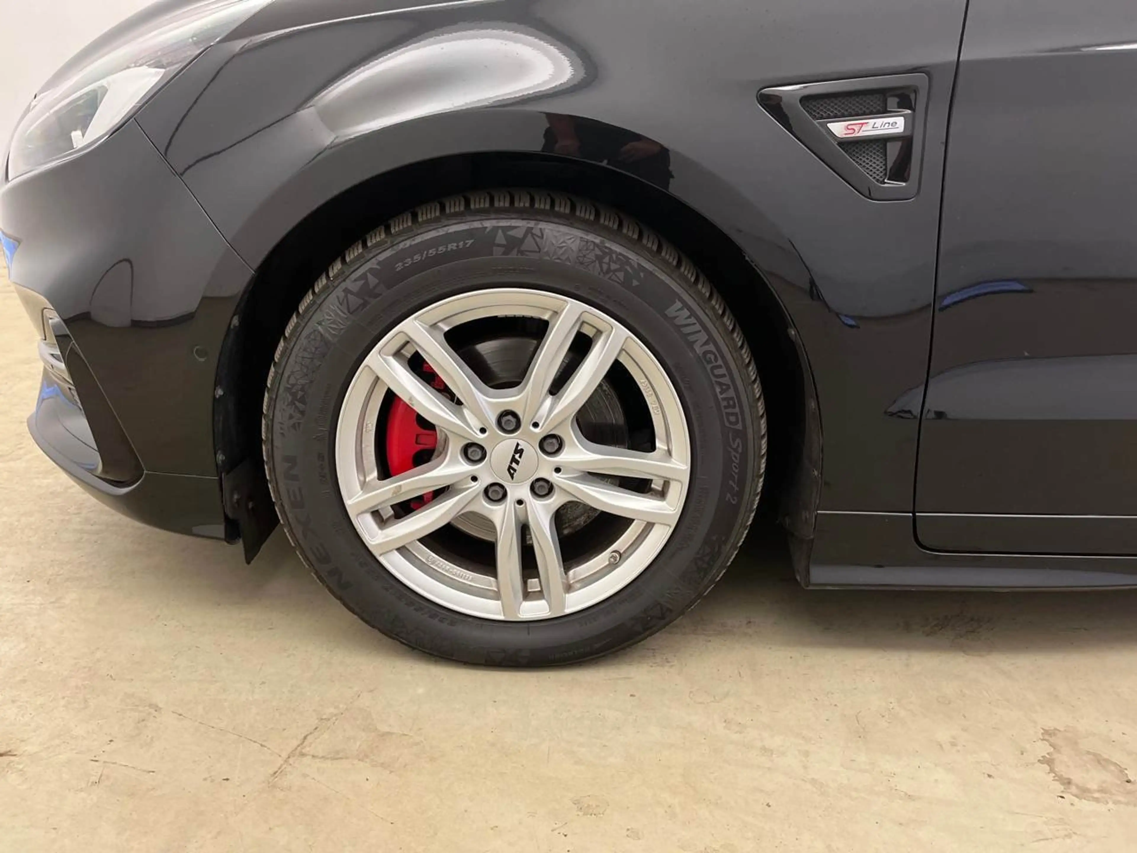 Ford S-Max 2.0 EcoBlue ST-Line AHK SpoSi ACC BLIS Key — photo 12