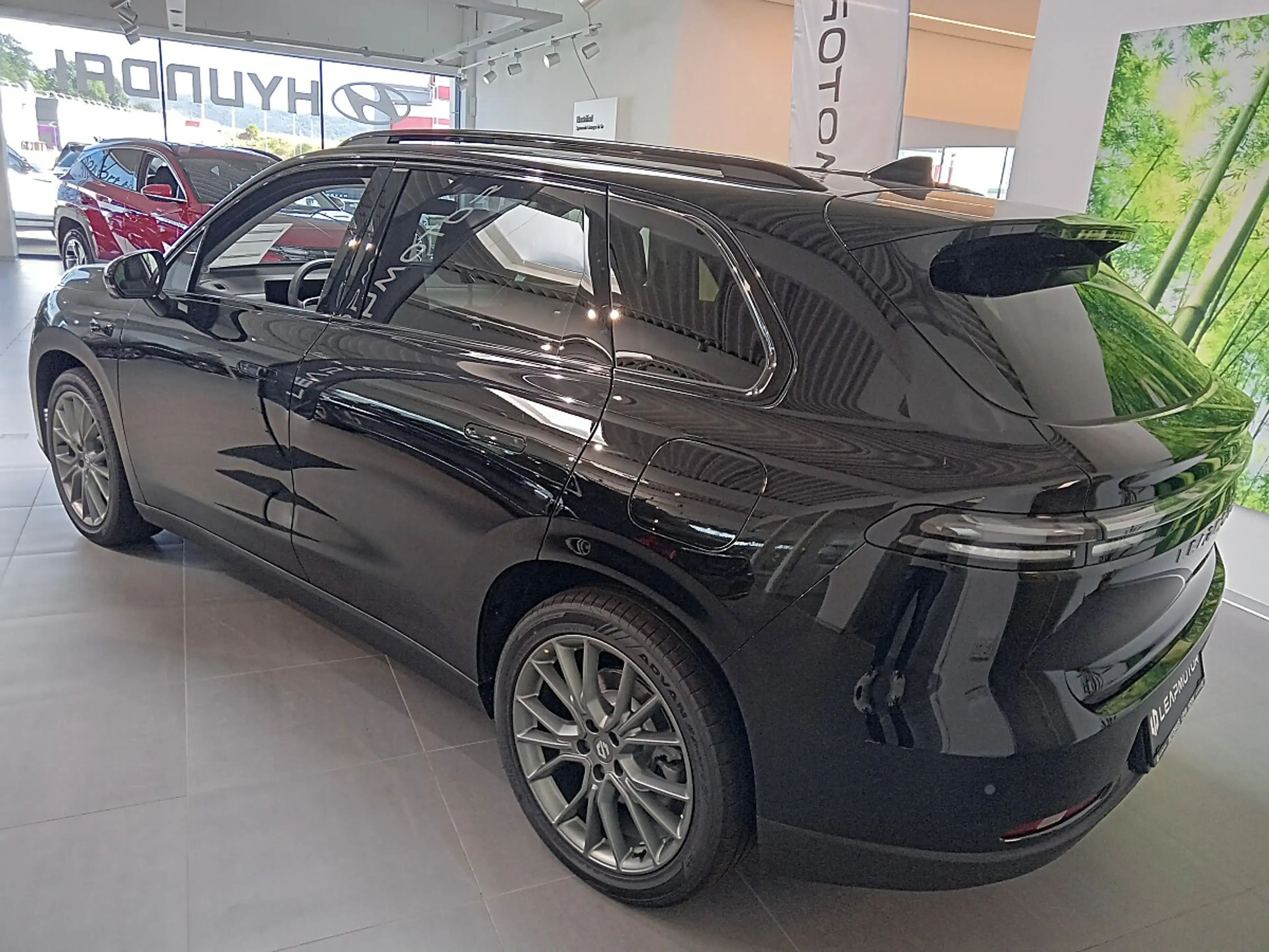 Leapmotor C10 Elektro 81,9kWh Design ProMax — photo 4