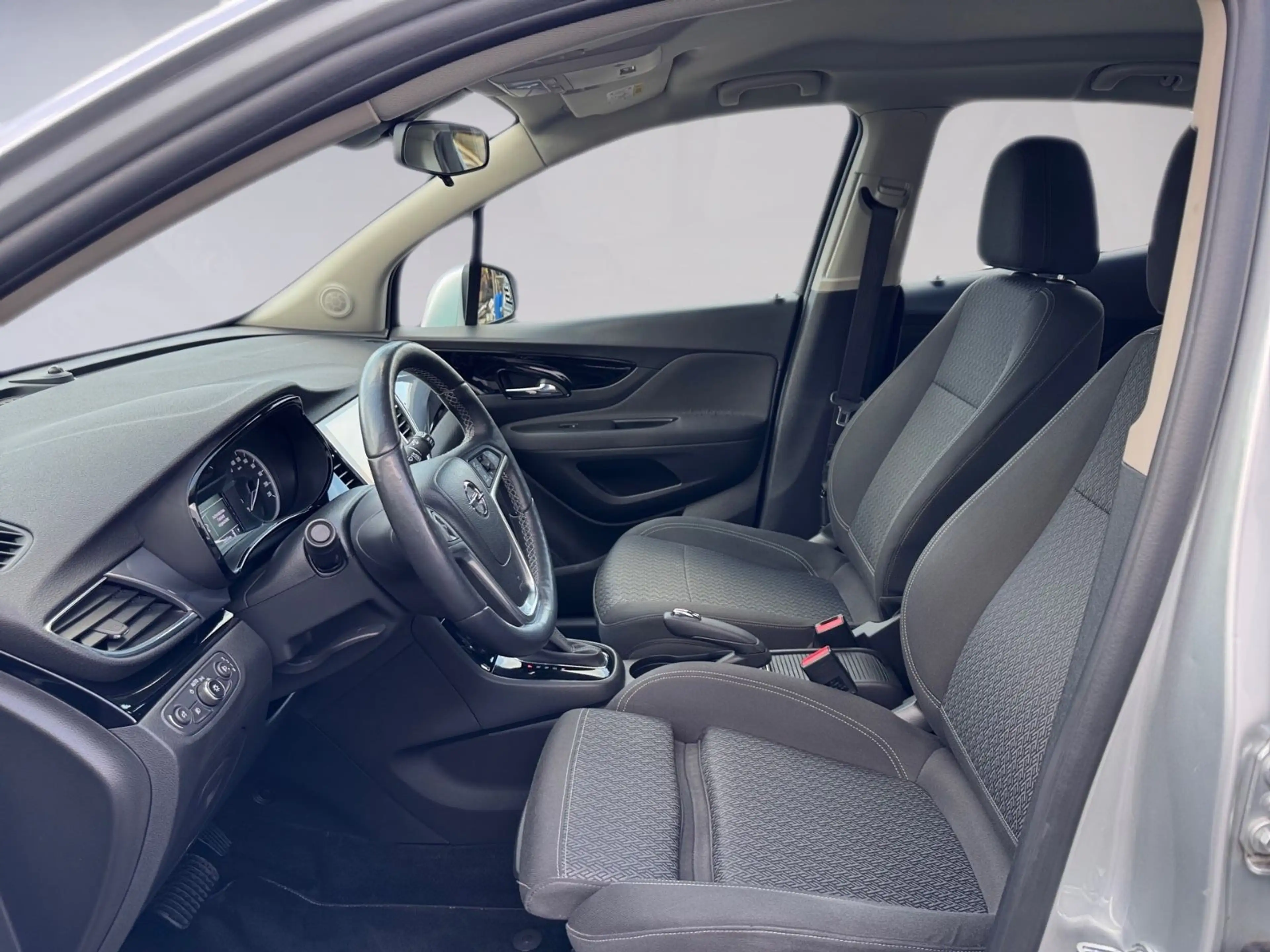 Opel Mokka X Edition 4x4, Kamera, Navi, mit WR — photo 12