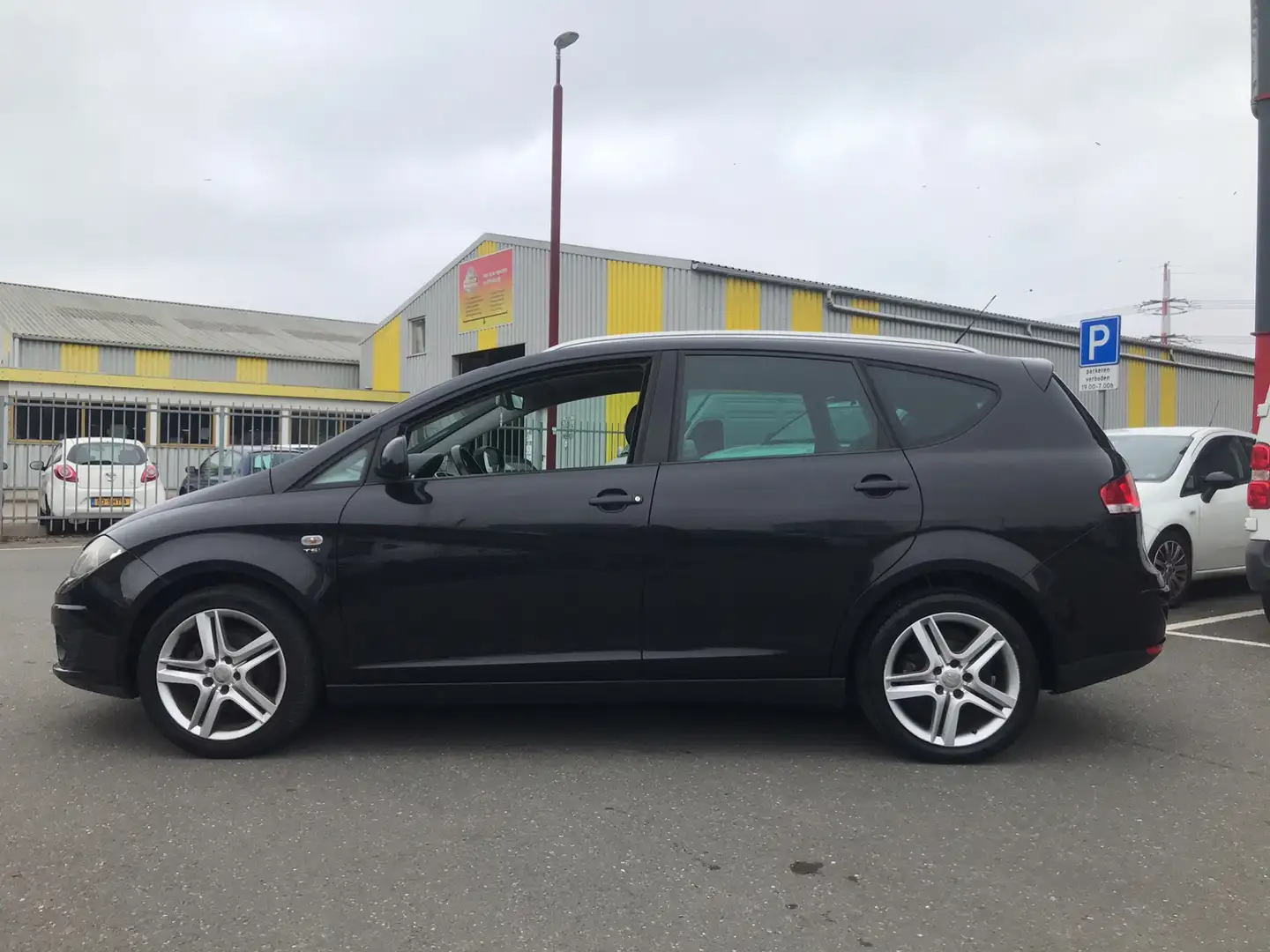 SEAT Altea XL 1.4 TSI Businessline High // LEDEREN BEKLEDING / S Чорний - 2