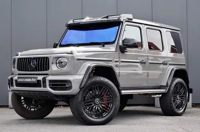 Mercedes-Benz G-Class view 2