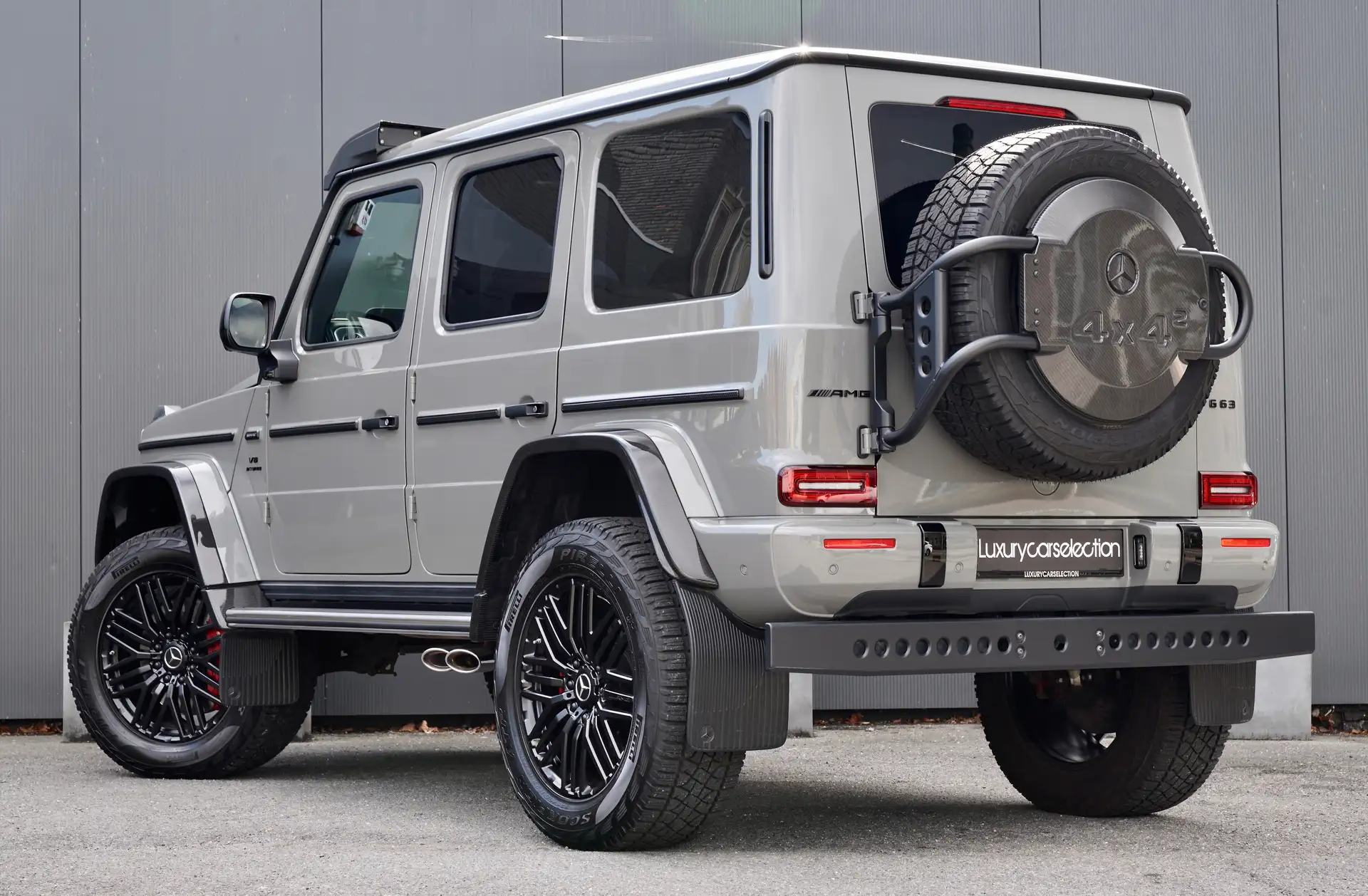벤츠 G-Class G 63 AMG 2023 회색 사진 4