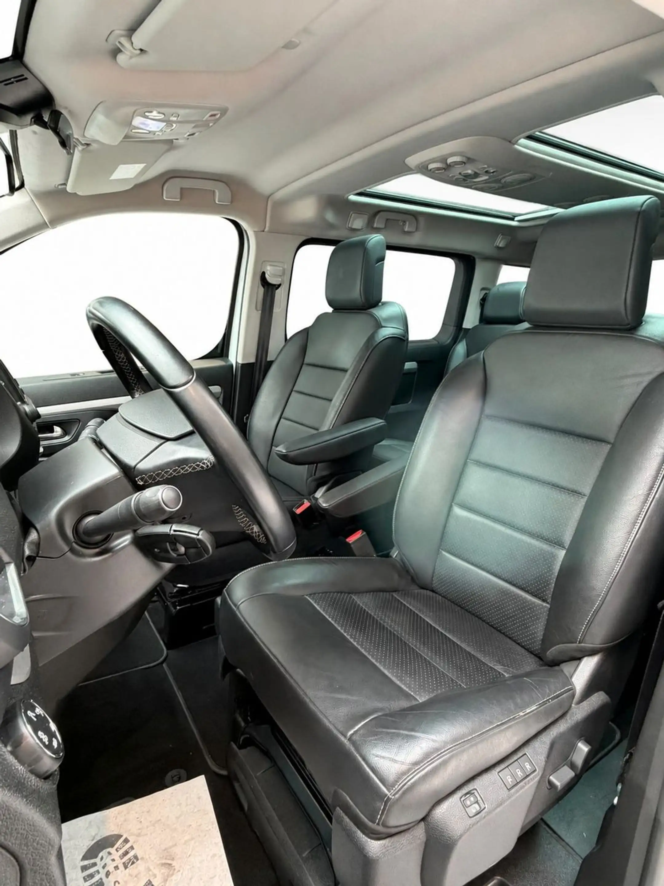 Opel Zafira Life Elegance M BI-XENON, STANDHEIZUNG — photo 10