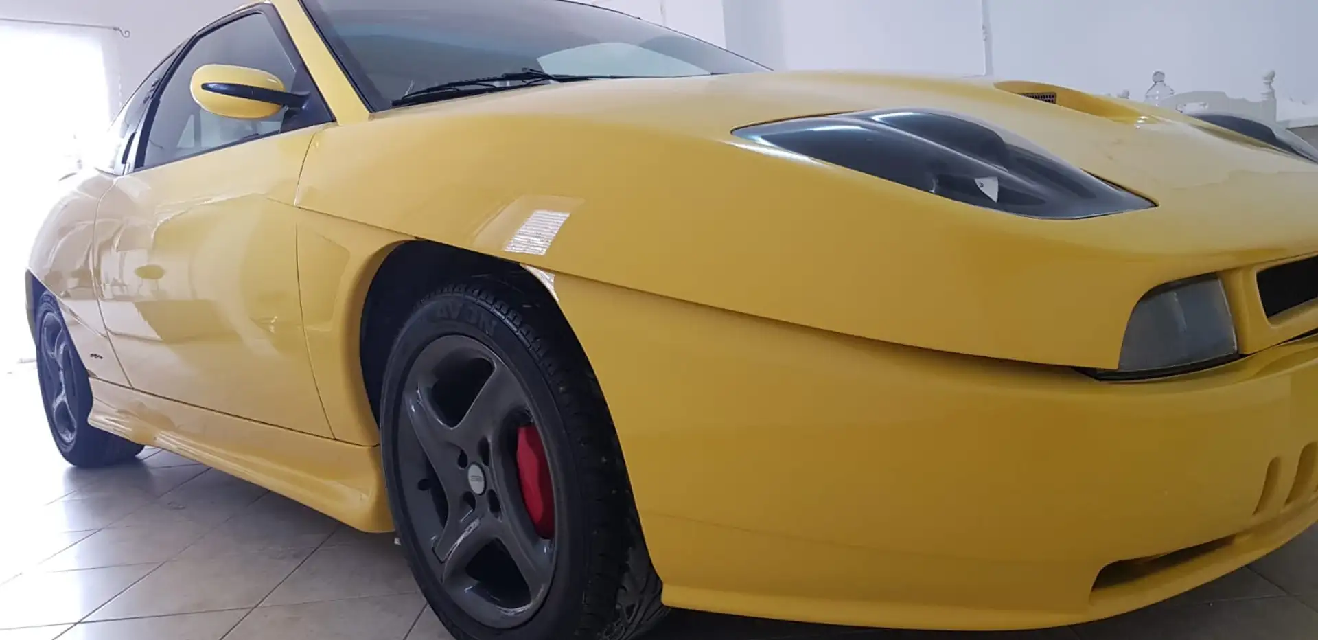 Fiat Coupe 2.0 20 V Turbo Amarillo - 2