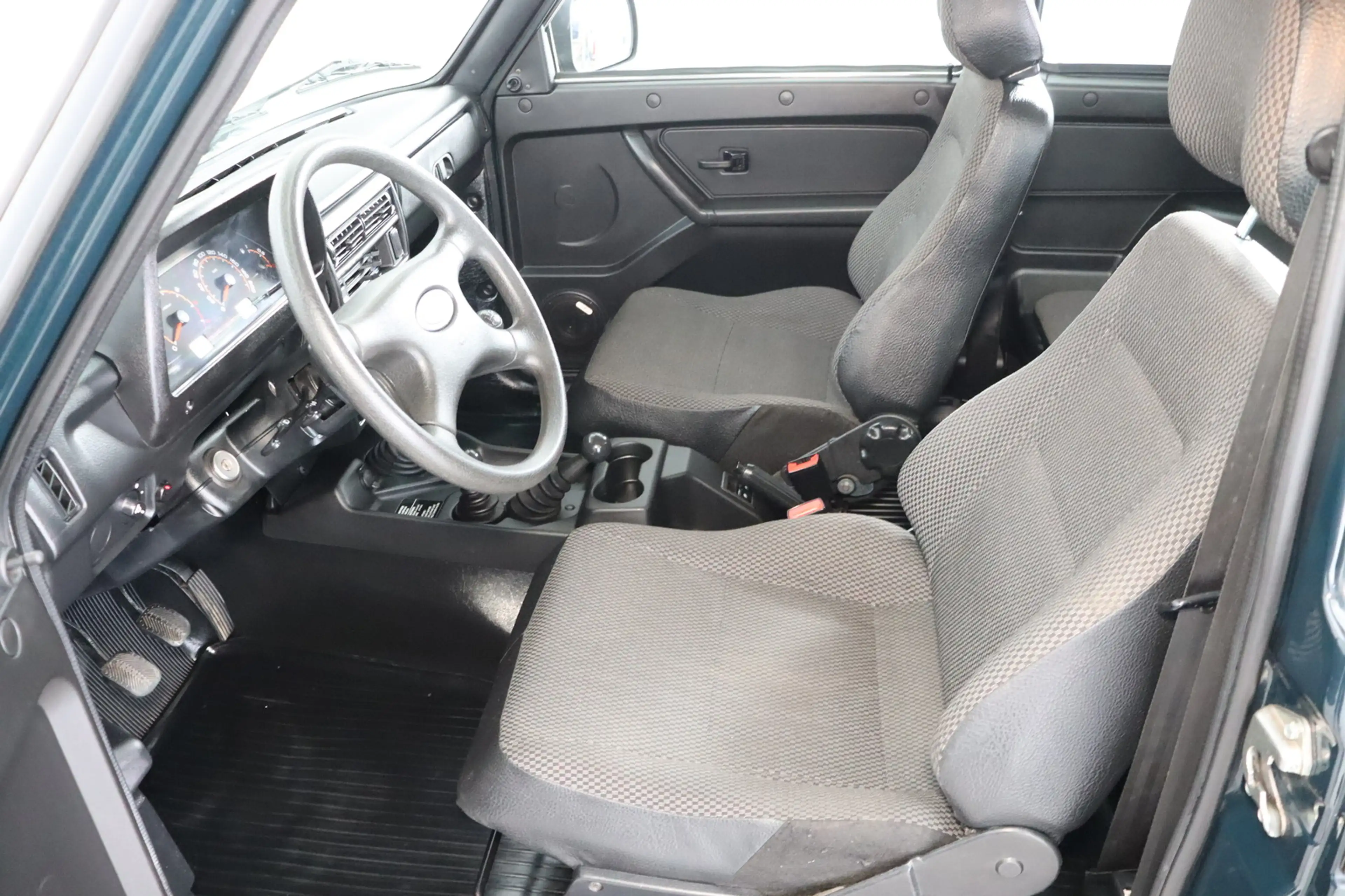 Lada Taiga Niva 1.7 4x4 * 1. Hand * AHK * — photo 9