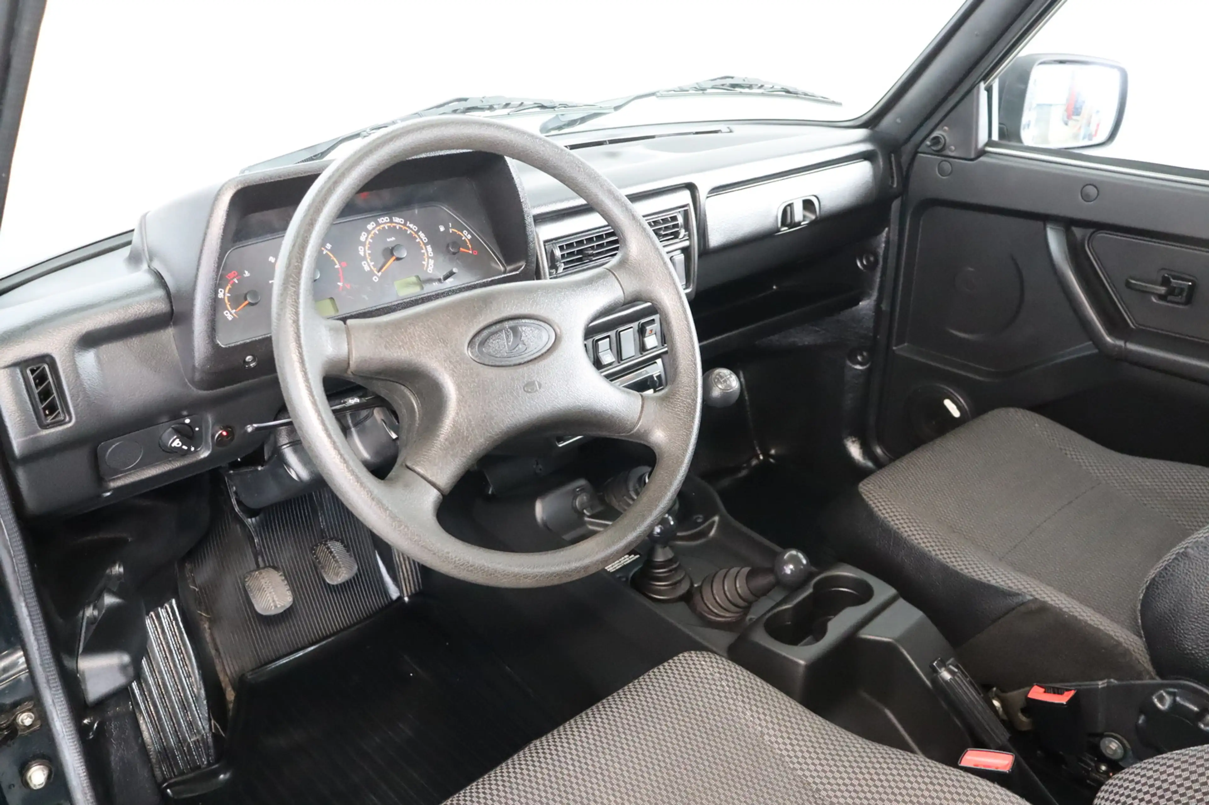 Lada Taiga Niva 1.7 4x4 * 1. Hand * AHK * — photo 11