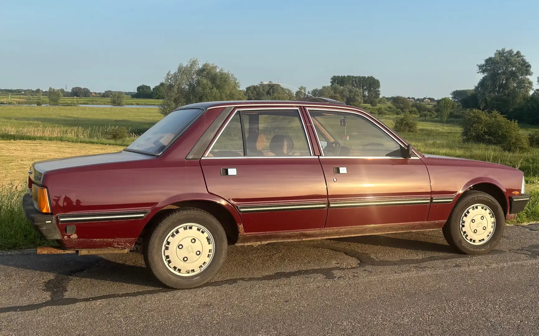 Peugeot 505 505 2.0 SR Rot - 1