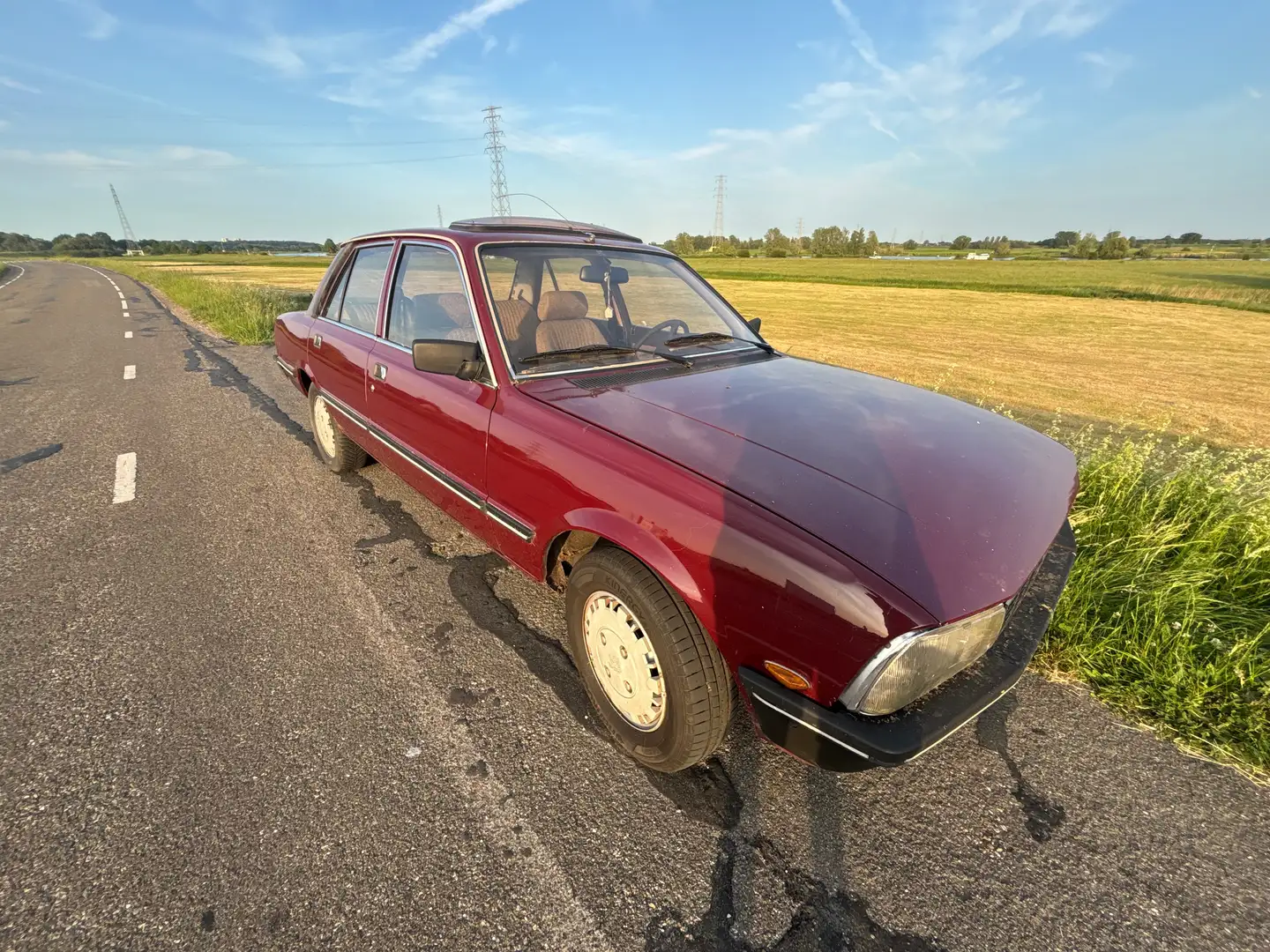 Peugeot 505 505 2.0 SR Rot - 2