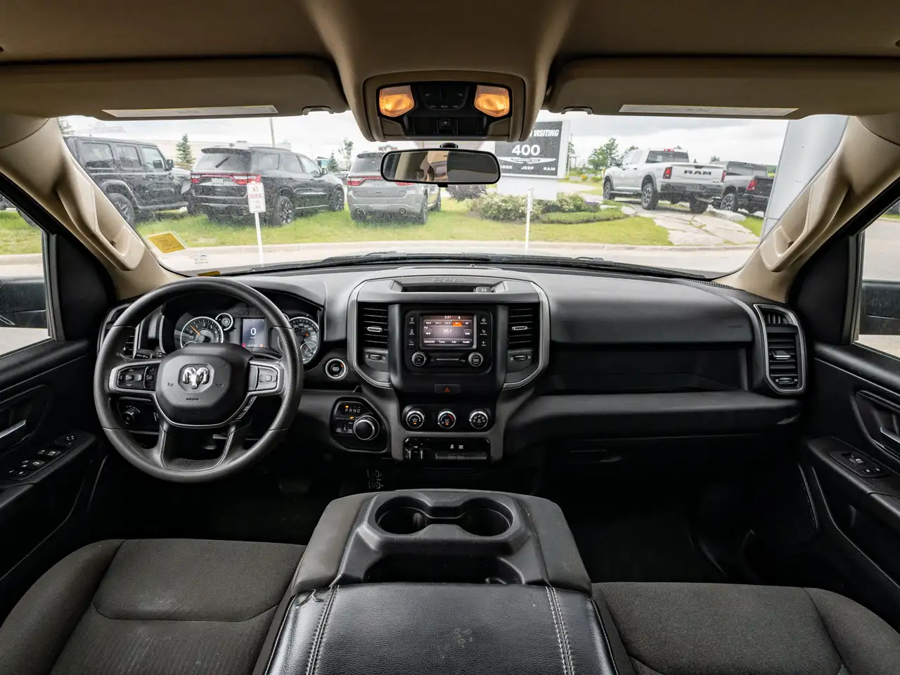 RAM 1500 снимка RAM 1500