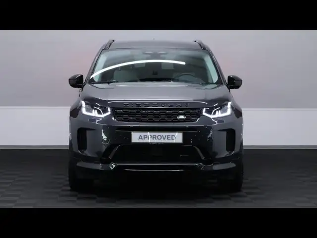 Land Rover Discovery Sport view 2
