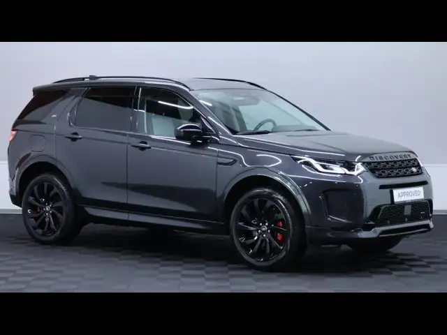 Land Rover Discovery Sport view 3