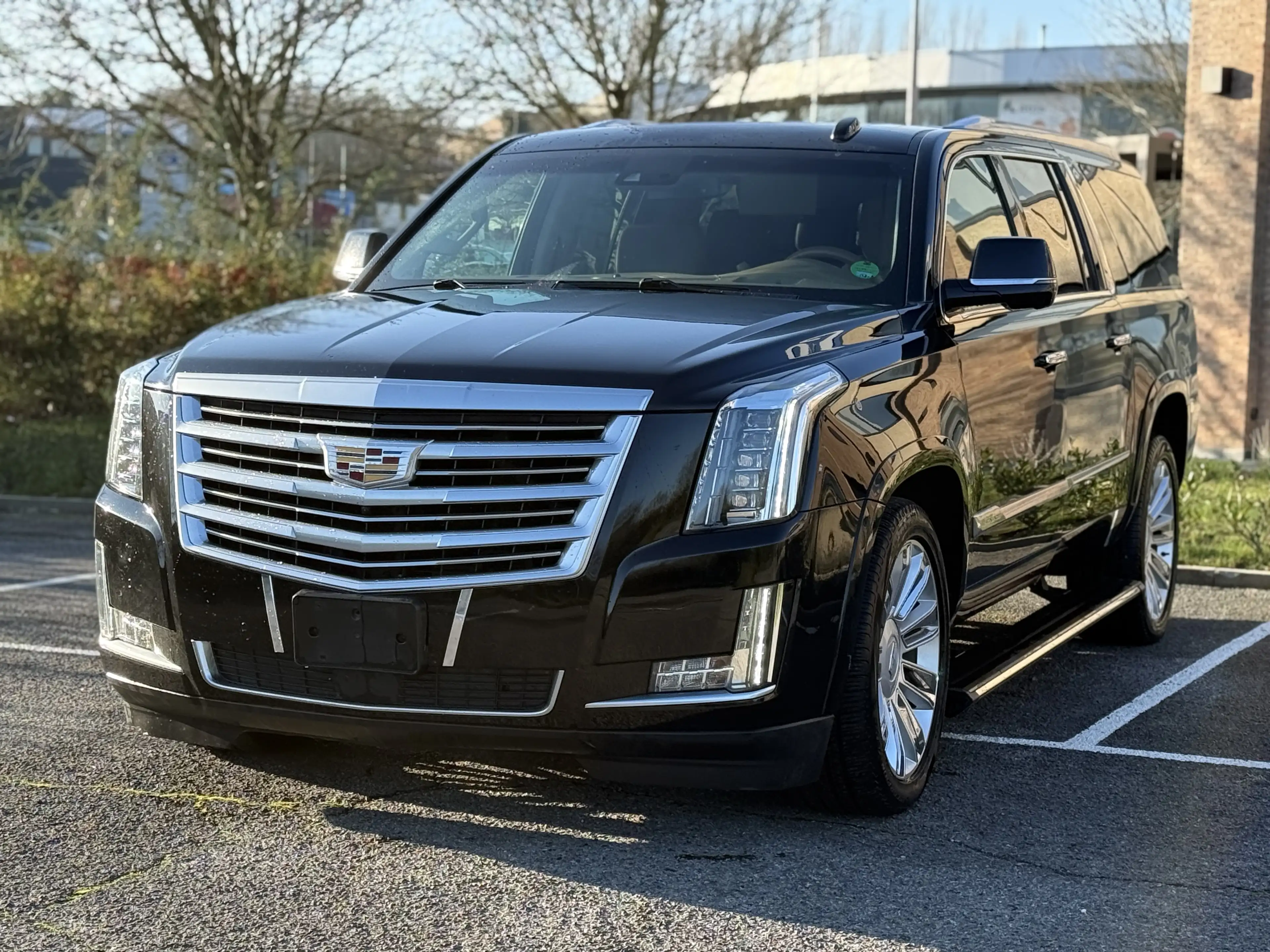 Cadillac Escalade Escalade 6.2i V8 Platinum ESV//longue — photo 2