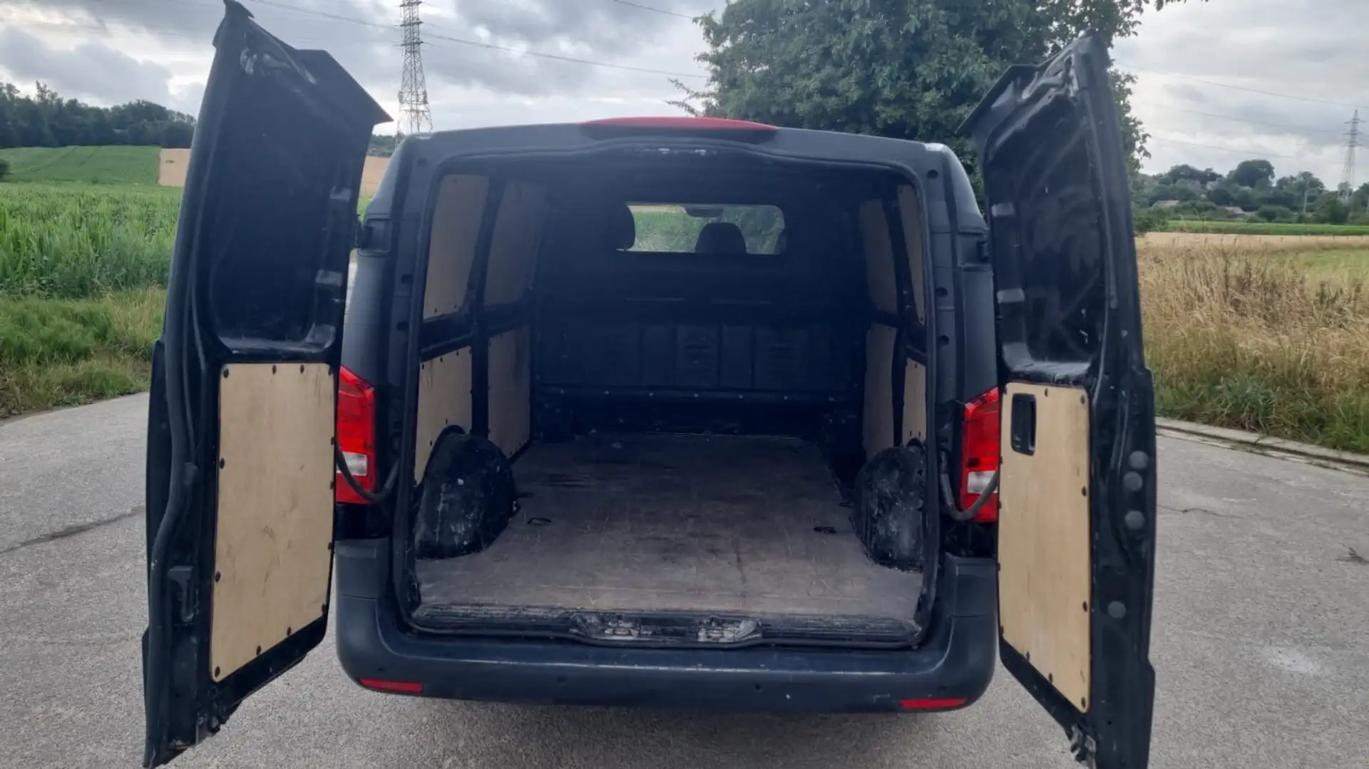 Mercedes-Benz Vito 2.1 CDI Start/Stop Zwart - 2