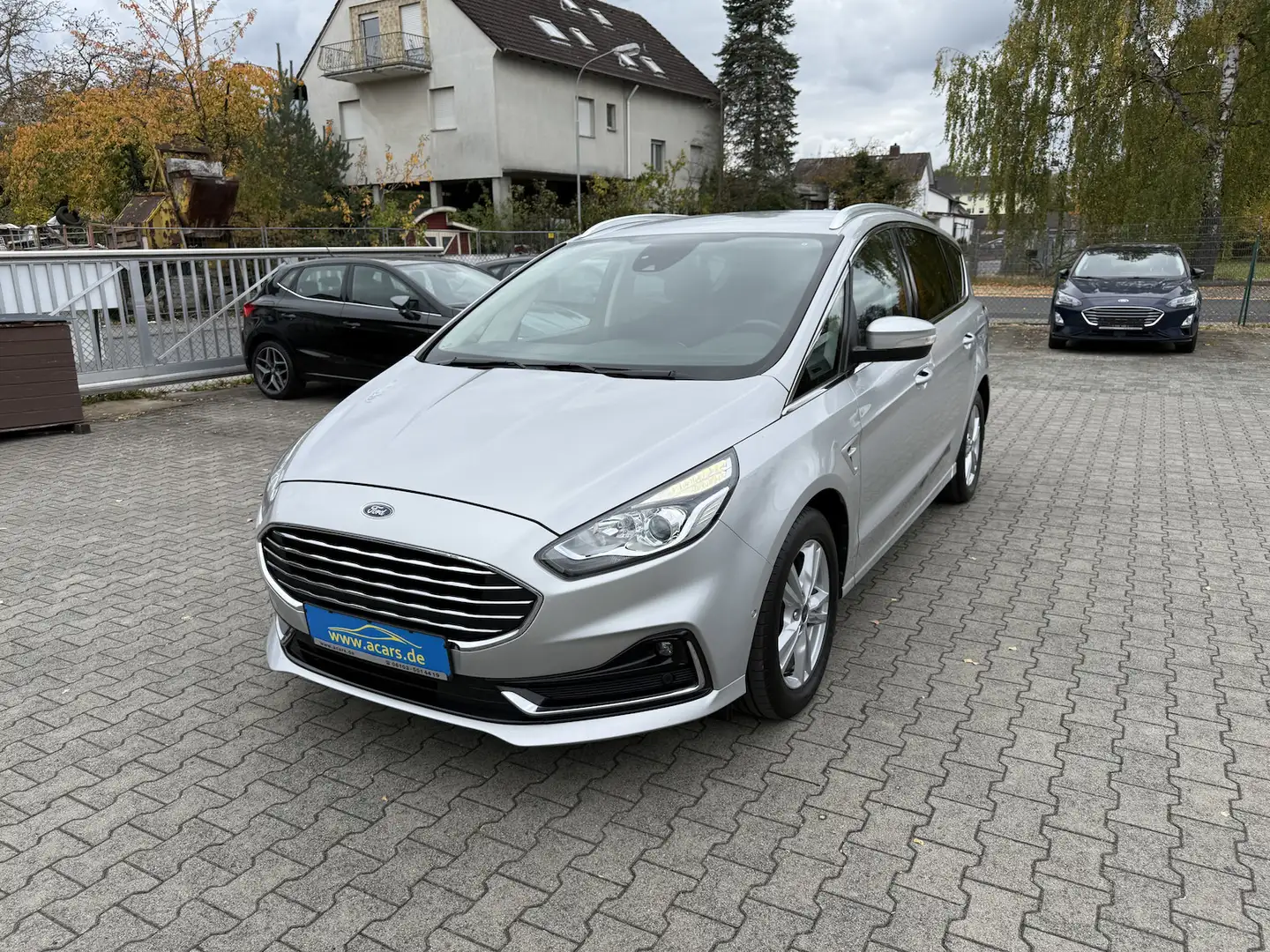 Ford S-Max Titanium 2,0 TDCI Aut Navi Kamera Temp PDC SHA AHK Argent - 1
