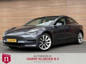 Standard RWD Plus 60 kWh Panodak / Leer / Adapt. C