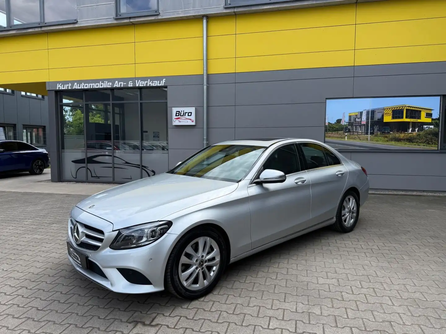 Mercedes-Benz C 220 d LEDER/NAVI/SHZ/KAMERA/AHK/EURO6* Silber - 1