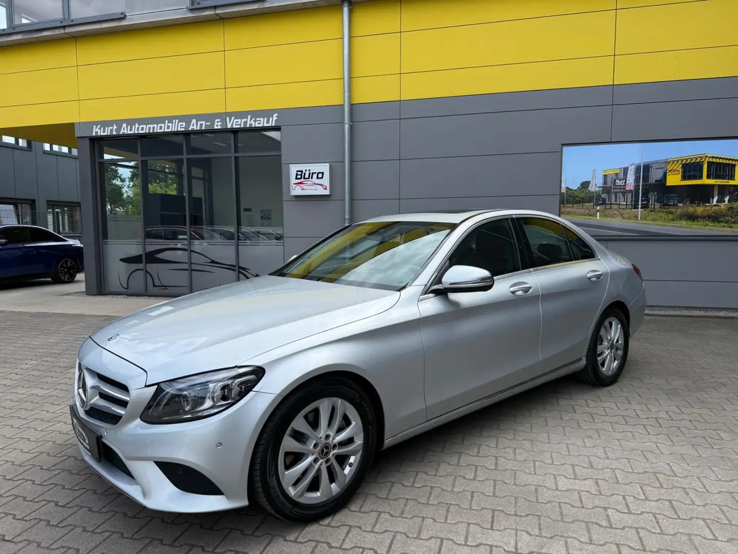 Mercedes-Benz C 220 d LEDER/NAVI/SHZ/KAMERA/AHK/EURO6* Silber - 2