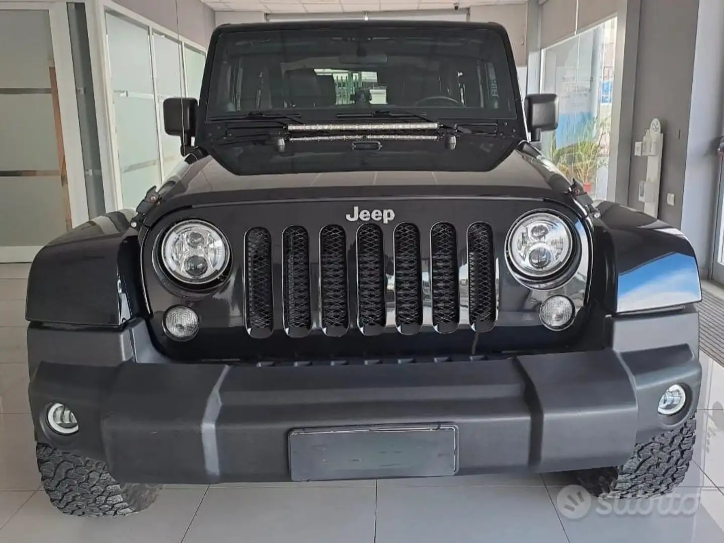 Jeep Wrangler Wrangler 2.8 crd Sahara auto Nero - 2