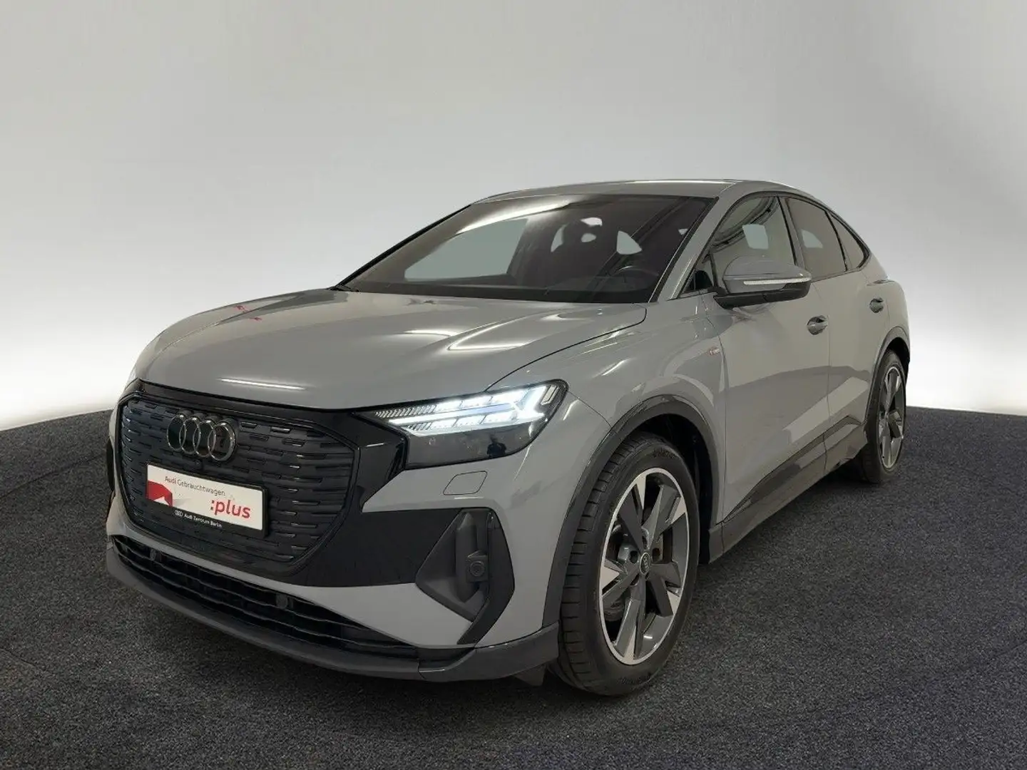 Audi Q4 e-tron Q4 Sportback 40 e-tron AHK MATRIX NAVI RFK SONOS Grau - 2
