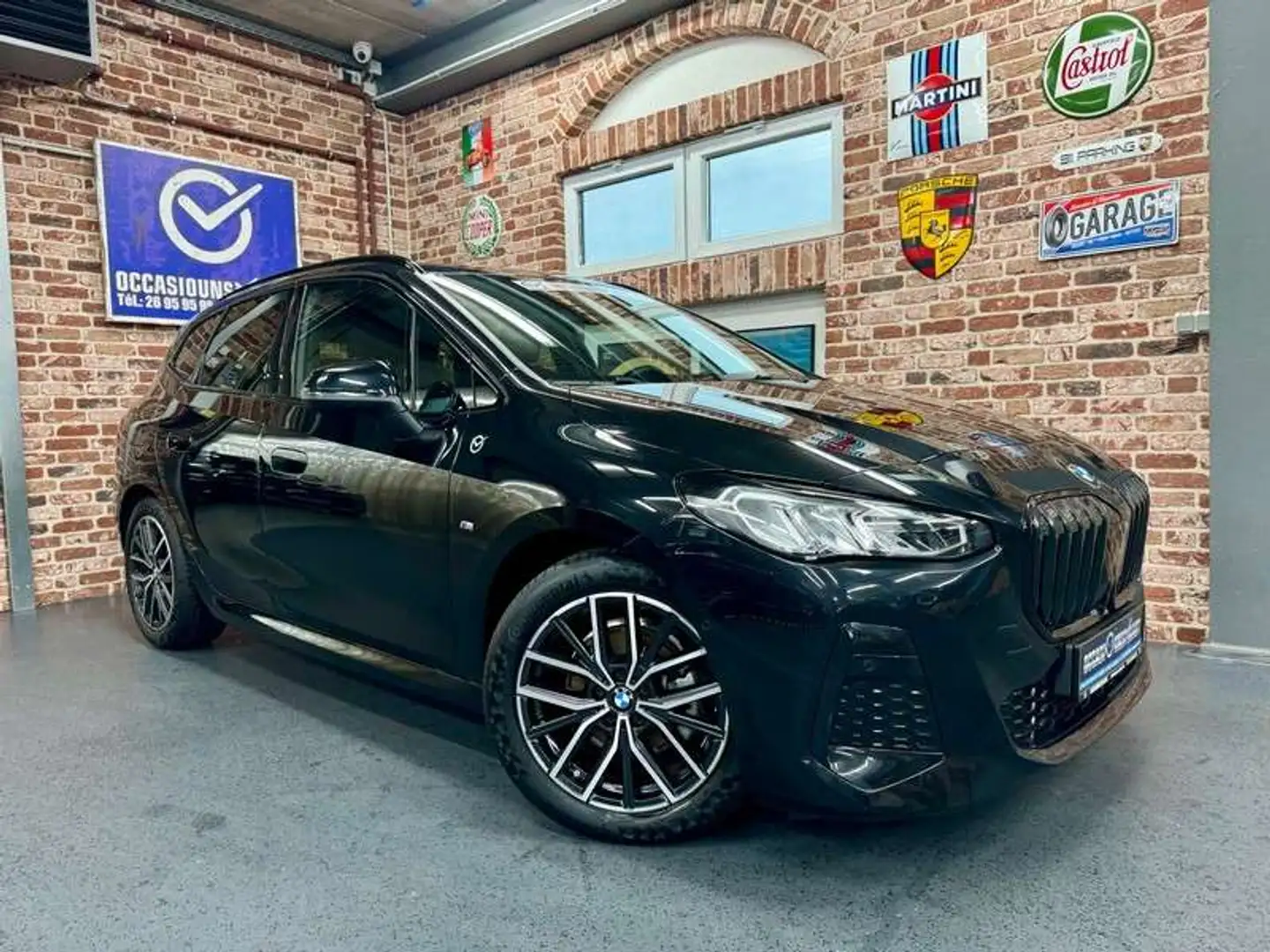 BMW 220 220i Active Tourer 1.5 170cv Auto M-SPORT (New Mo Zwart - 1