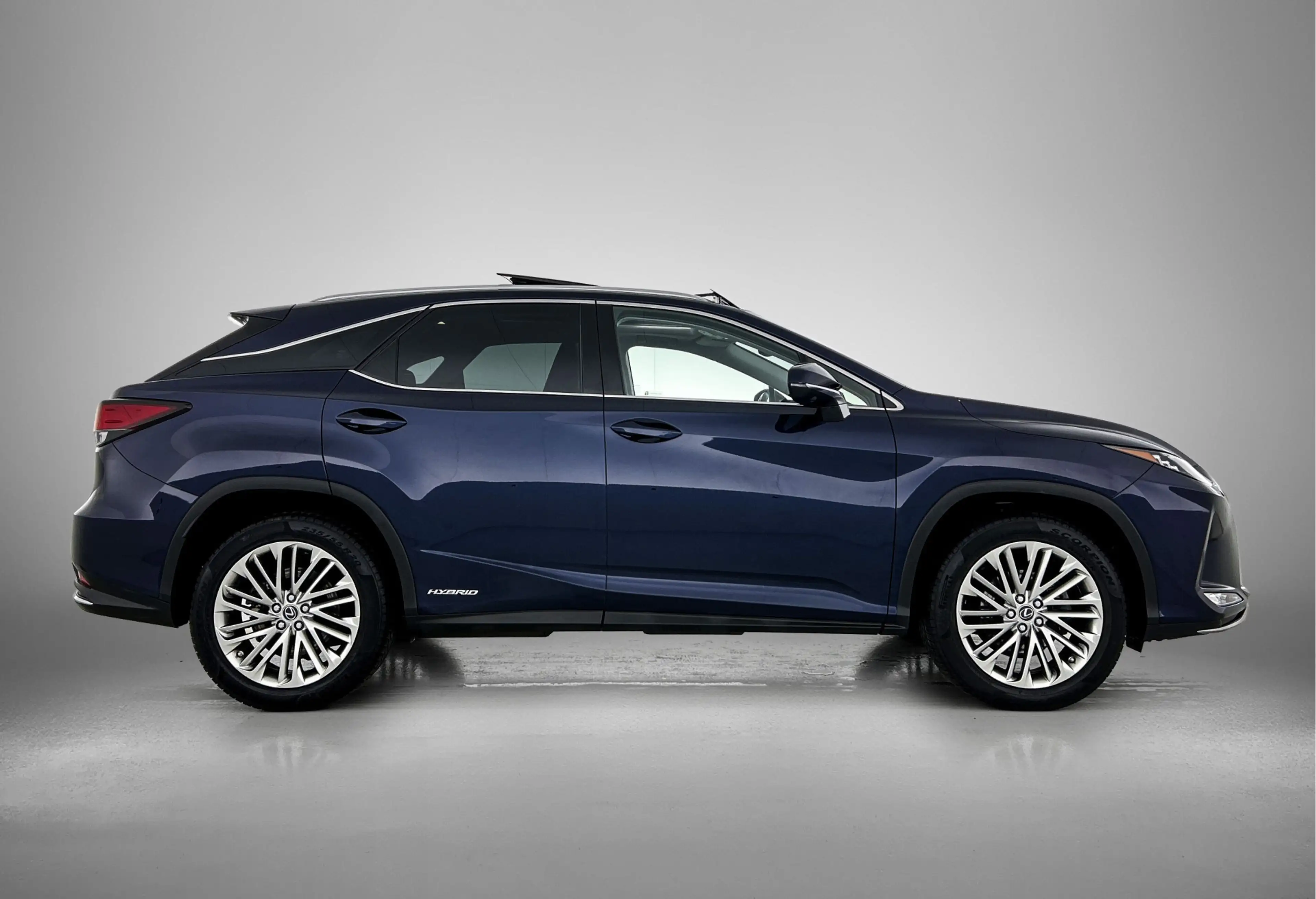 Lexus RX 450h Hybrid President Line — photo 15