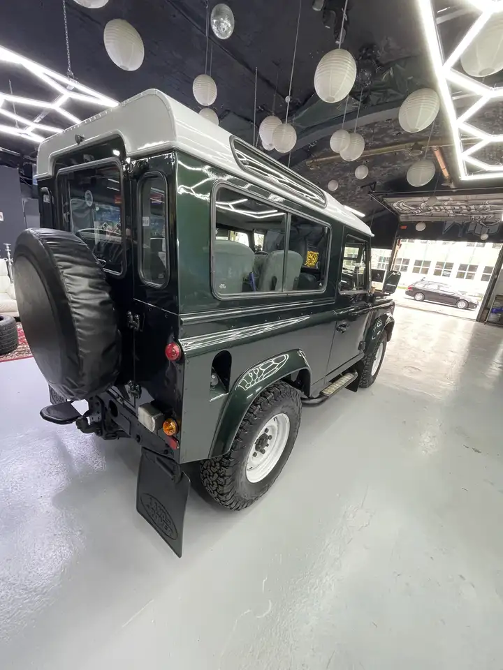 Land Rover Defender 90 Td5, foto 3
