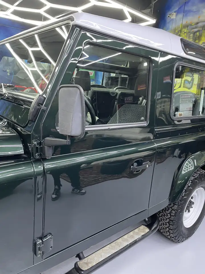 Land Rover Defender 90 Td5, foto 4