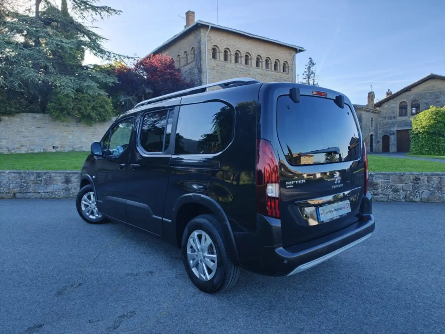 Peugeot Rifter 1.5BlueHDi S&S Long Allure Pack 130 Negro - 2
