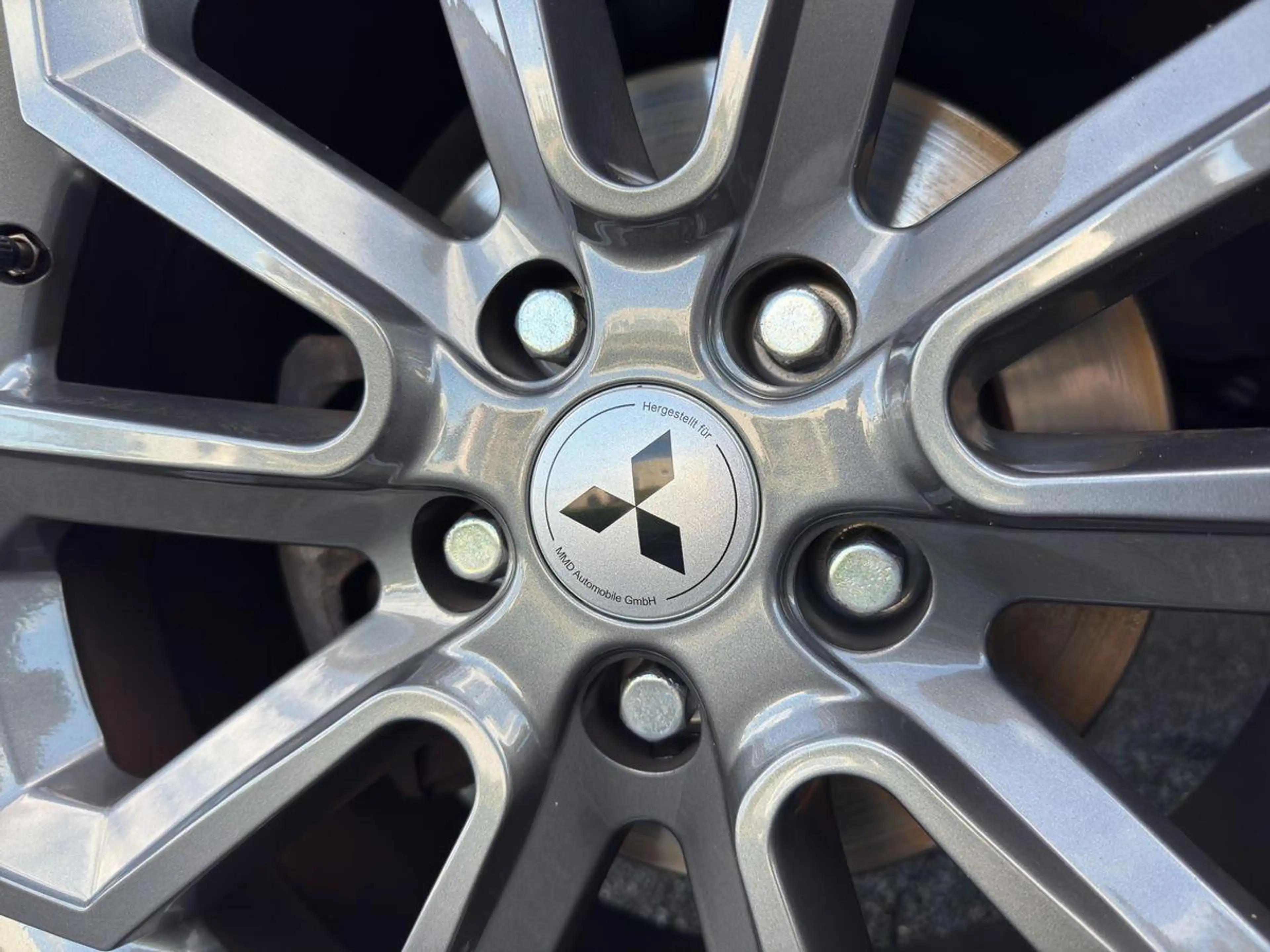 Mitsubishi Outlander Edition100 2.0 AHK SHZ Kamera Tempomat — photo 5