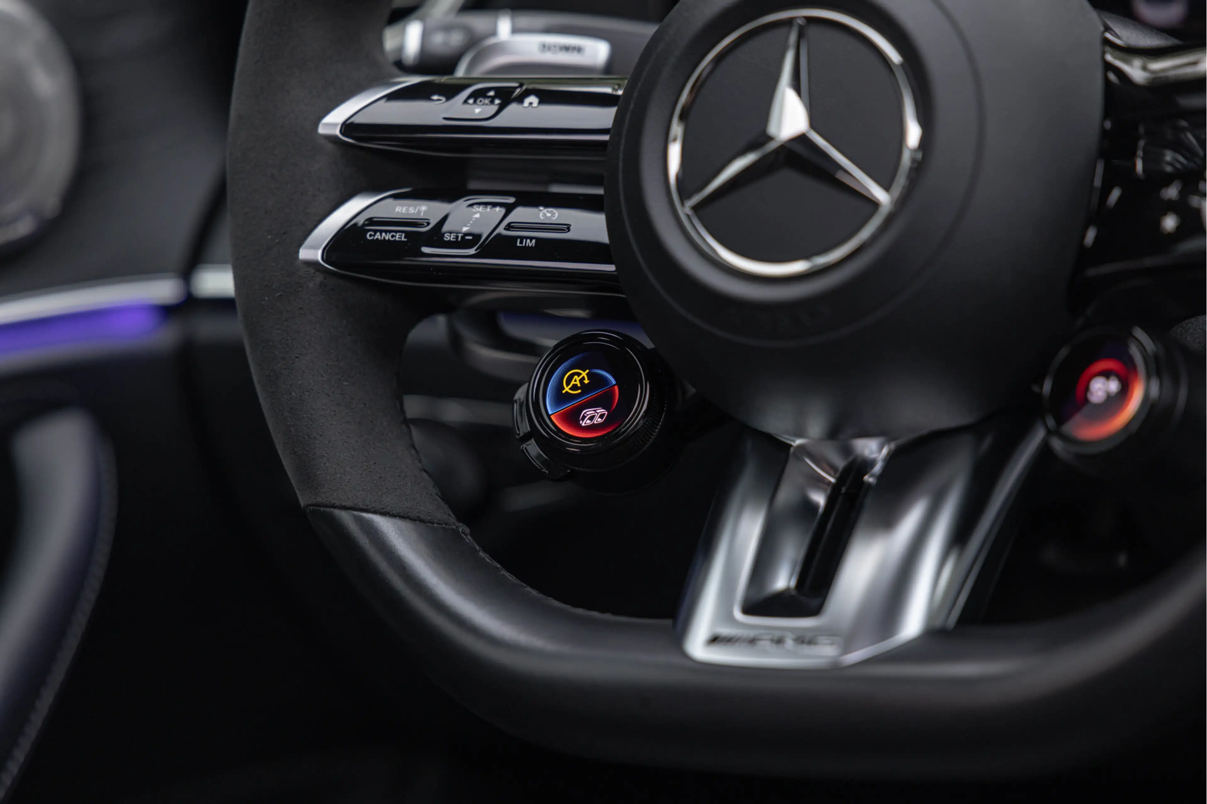 Mercedes-Benz E 63 AMG S 4MATIC+ 612pk Pano 20''  AMG Track Pack — photo 21