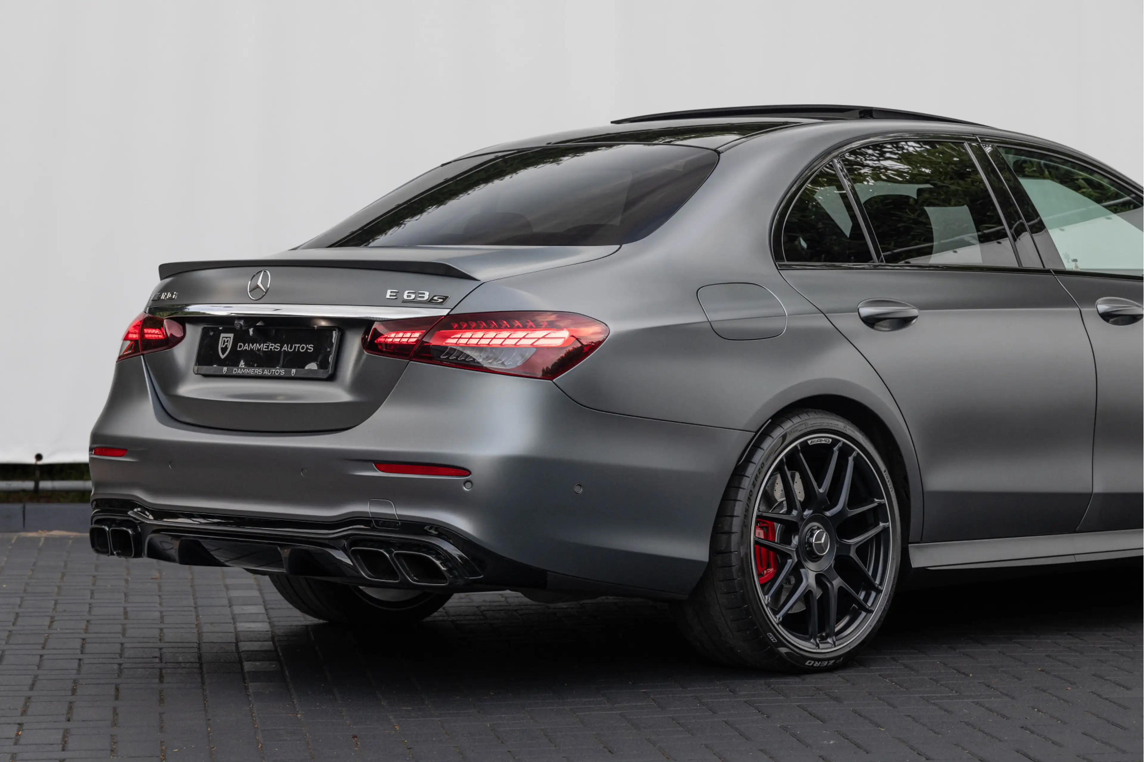 Mercedes-Benz E 63 AMG S 4MATIC+ 612pk Pano 20''  AMG Track Pack — photo 17