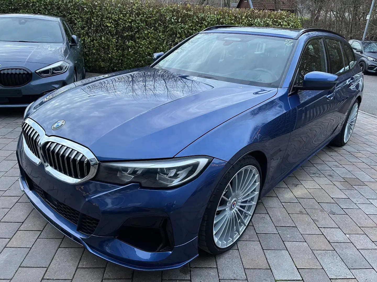 Alpina Sonstige D3 S Leder LivePR HUD H/K DAB Pano Kom AHK 1Hd Blau - 1