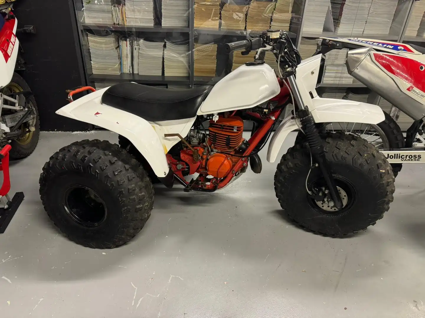 Honda ATC 250 Bianco - 1