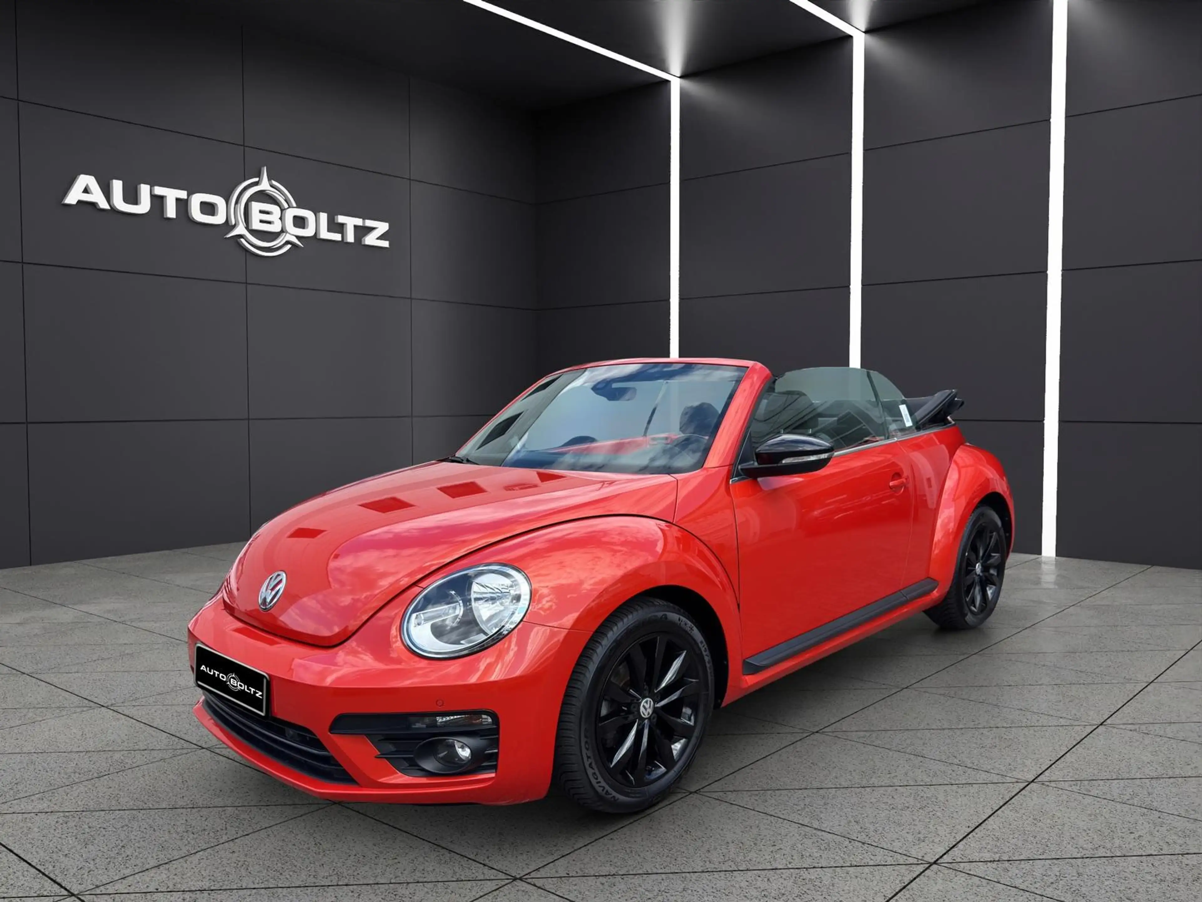Volkswagen Beetle 1.4 TSI Design BMT Black Style Navi — photo 6