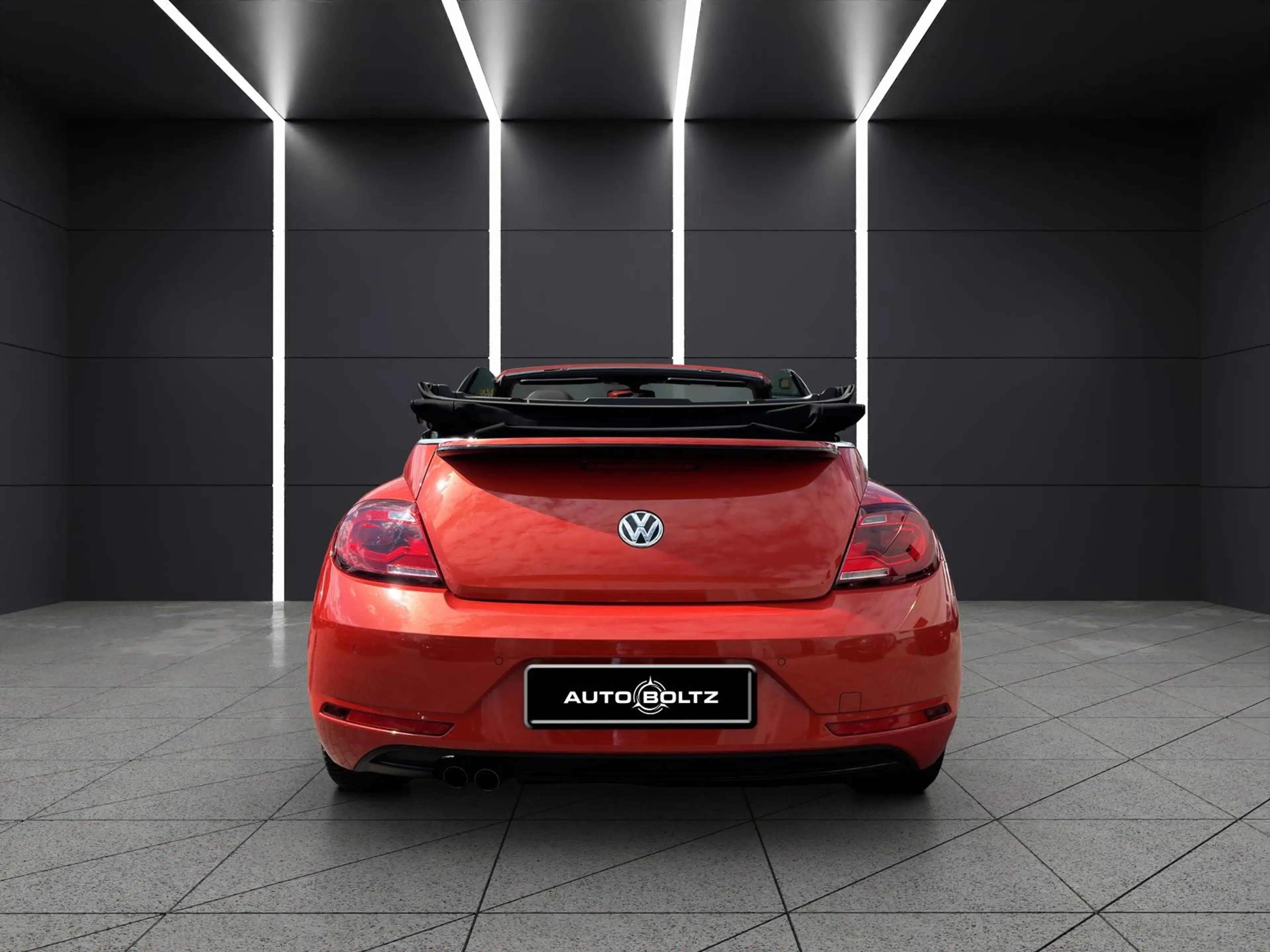 Volkswagen Beetle 1.4 TSI Design BMT Black Style Navi — photo 7