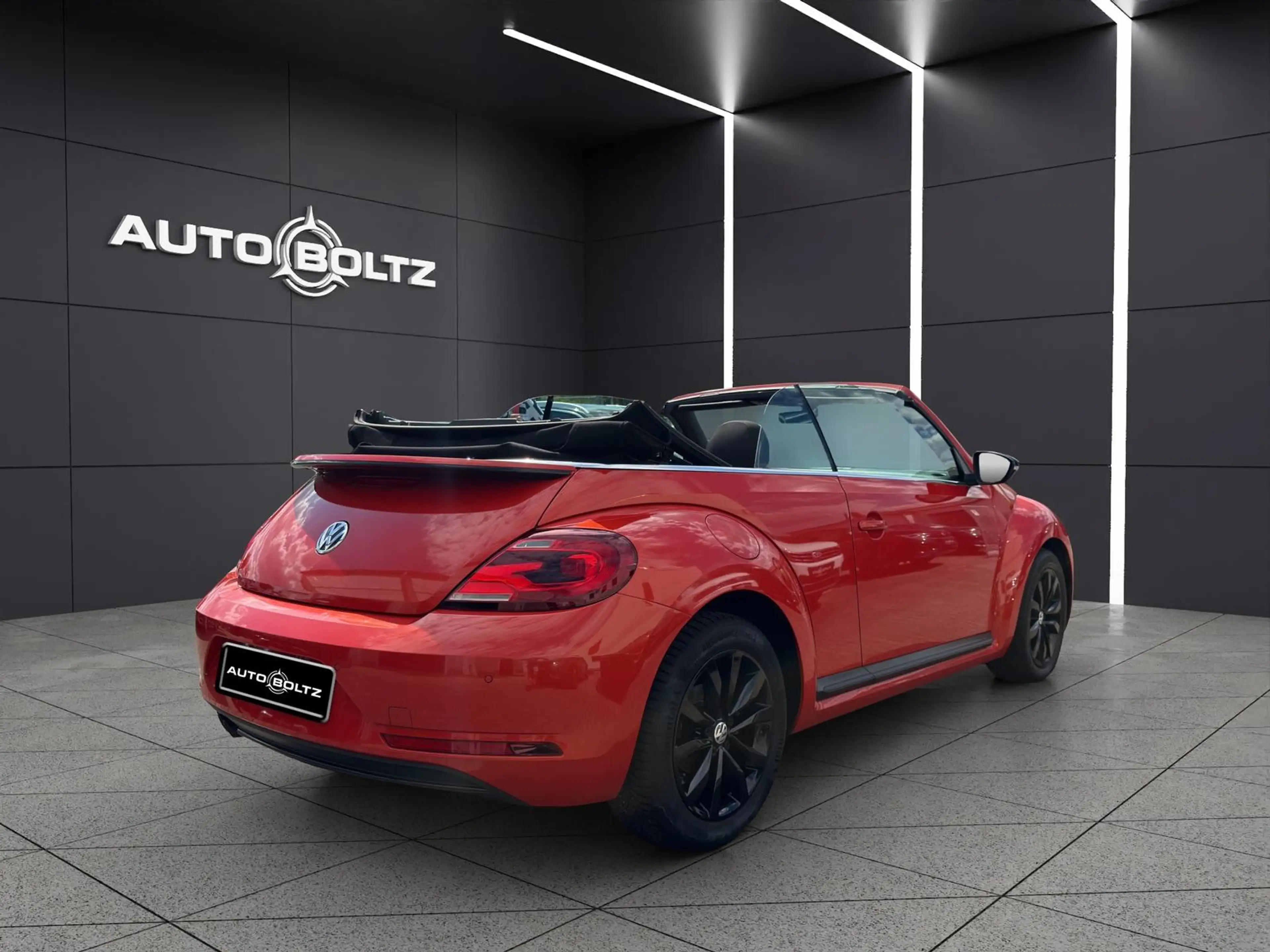 Volkswagen Beetle 1.4 TSI Design BMT Black Style Navi — photo 8