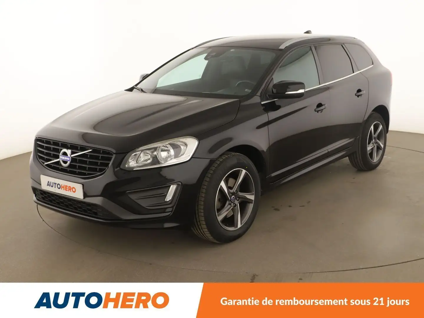 Volvo XC60 2.0 D3 R-Design Geartronic Noir - 1